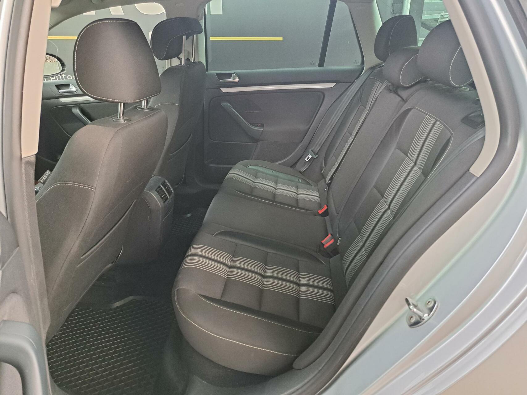 Foto van Volkswagen Golf Variant
