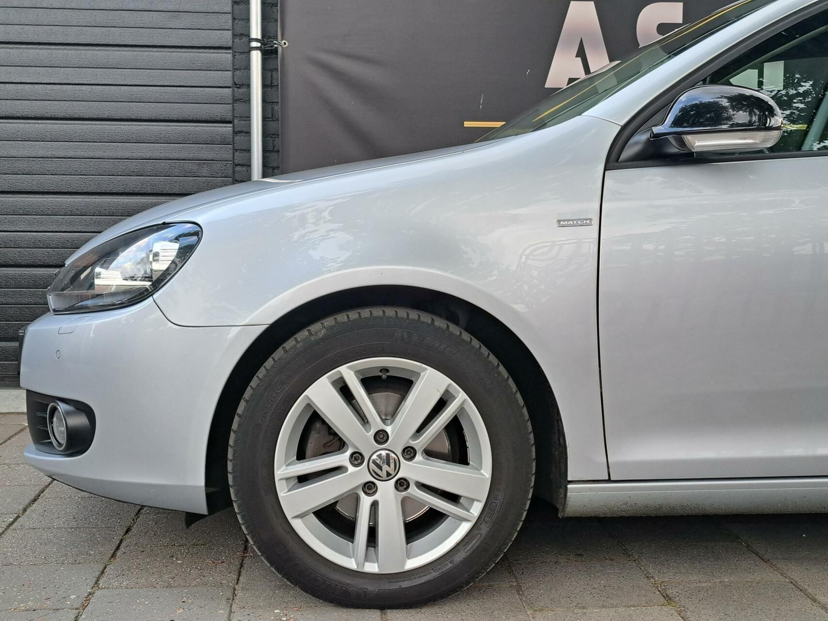 Foto van Volkswagen Golf Variant