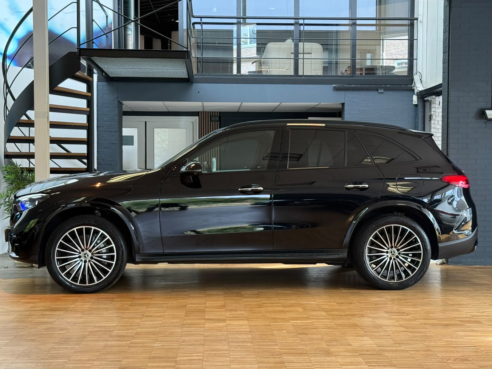 Foto van Mercedes-Benz GLC 400 E 4Matic
