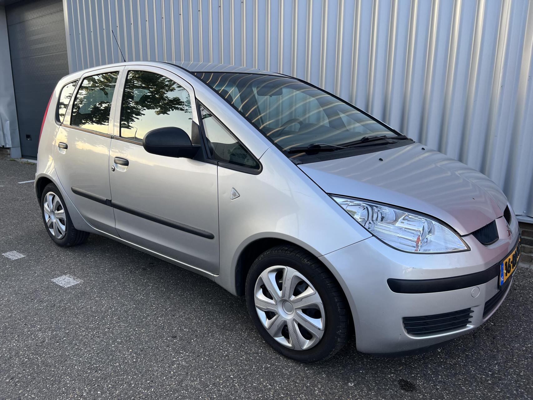 Foto van Mitsubishi Colt