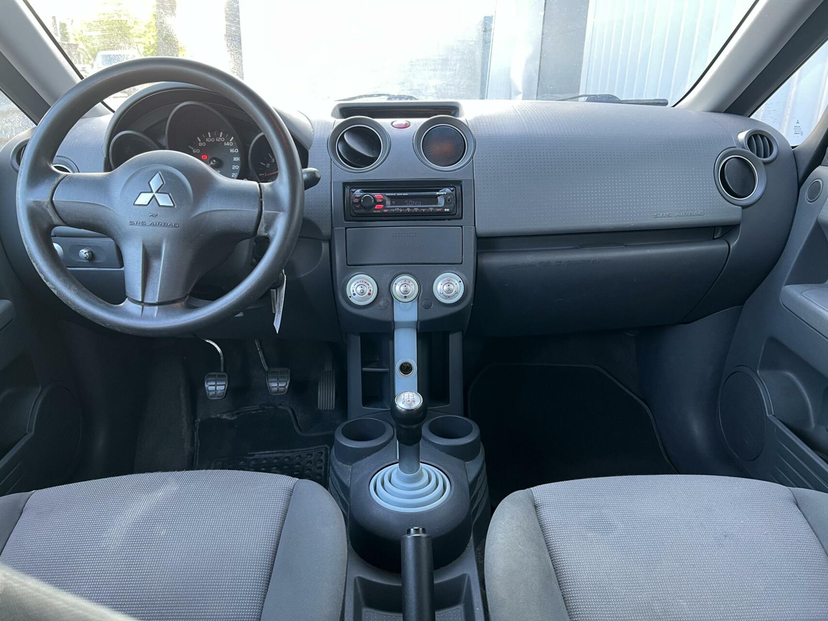 Foto van Mitsubishi Colt
