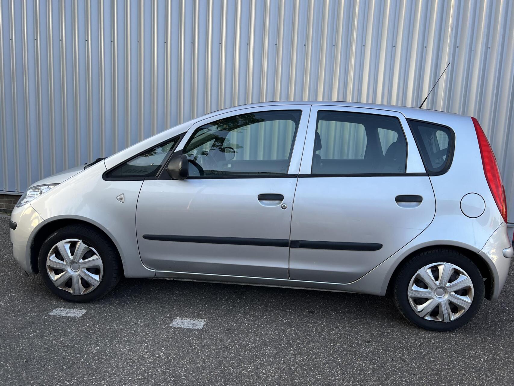 Foto van Mitsubishi Colt