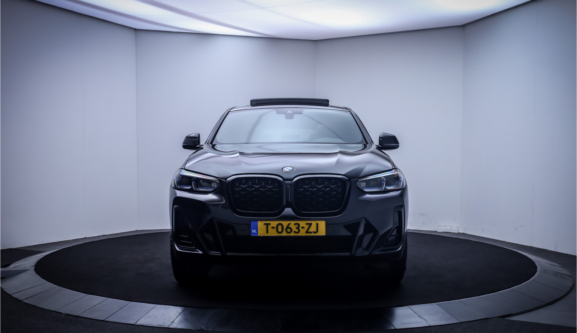 Foto van BMW X4 Xdrive30i