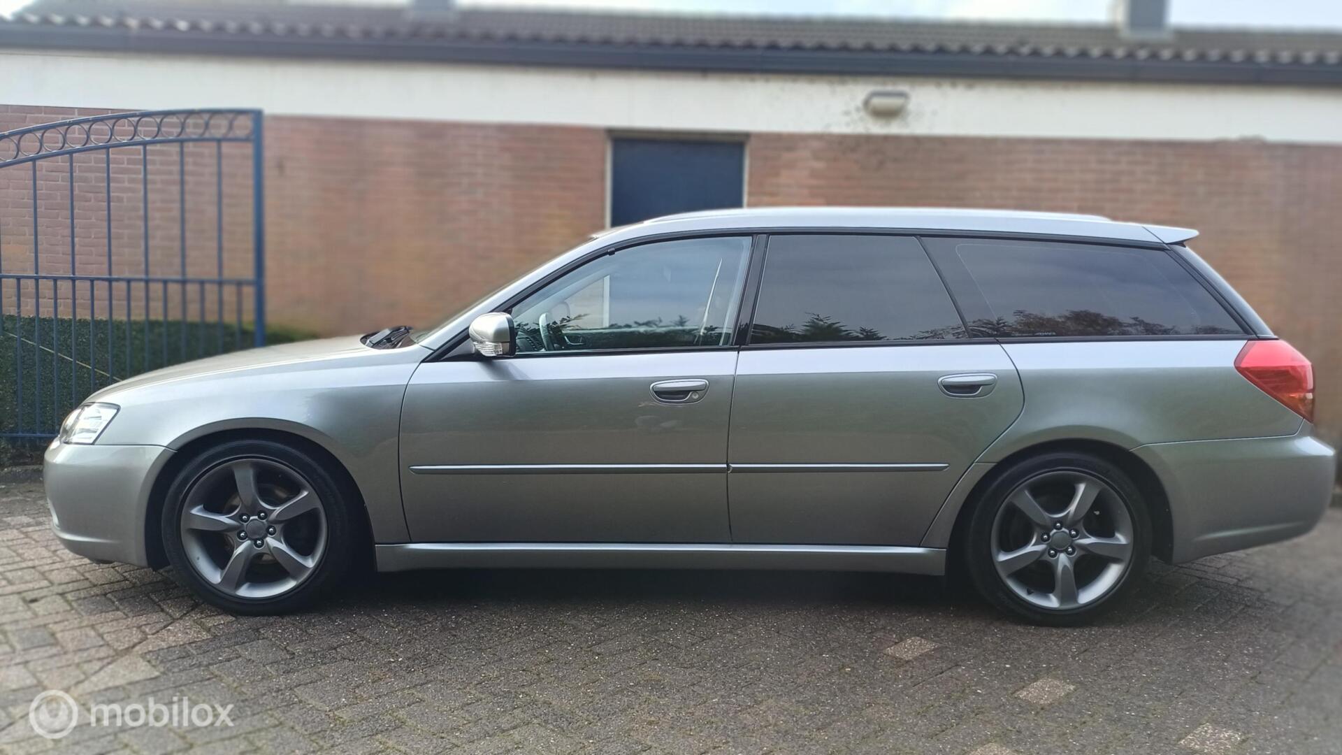 Foto van Subaru Legacy