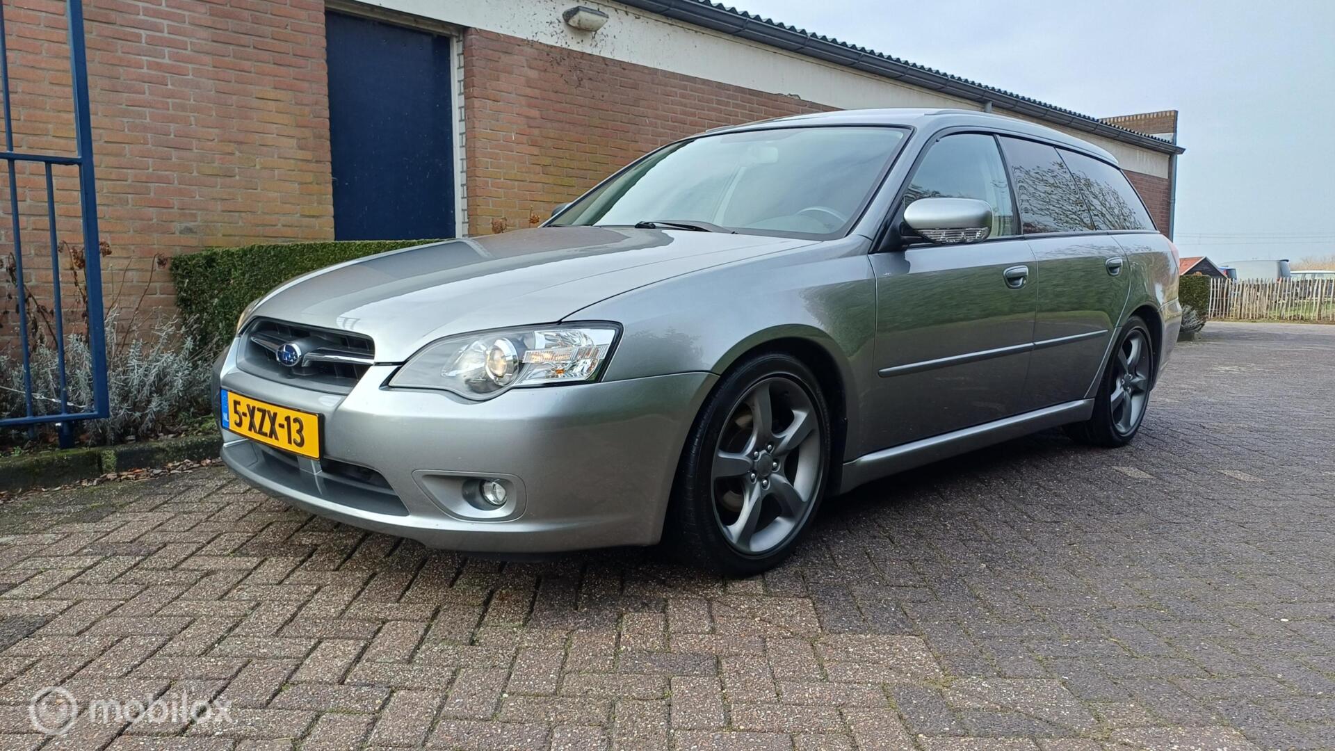 Subaru Legacy 2.0R Comfort 2005 - voorkant