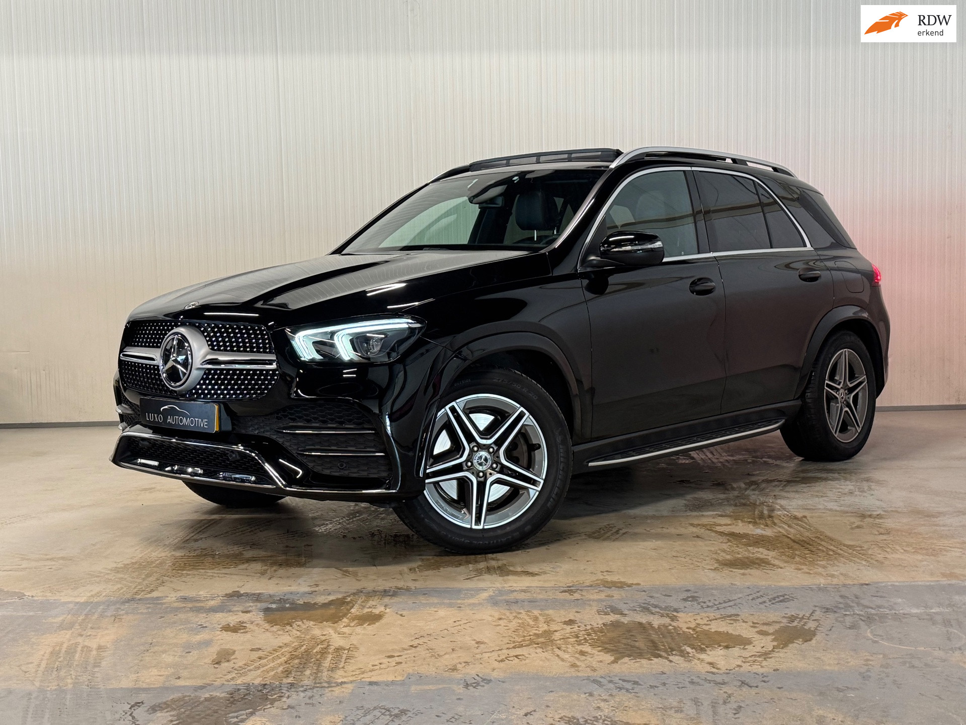 Mercedes-Benz Gle 350 E 4Matic 350 e 4MATIC | PANO | AMG | MEMORY SEATS | CAMERA | AMBIANCE | TREKHAAK 2022 - voorkant