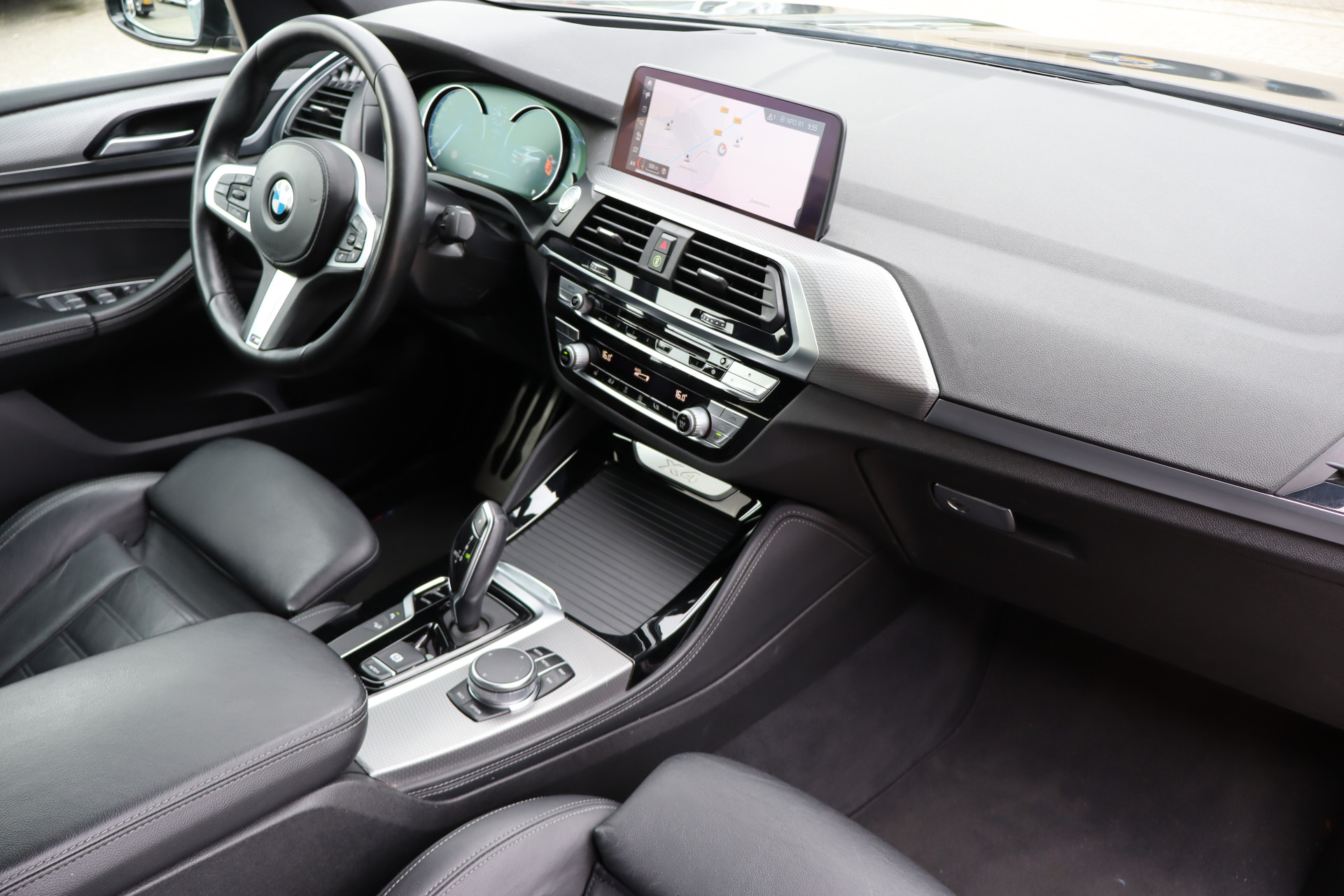 Foto van BMW X4 Xdrive20i