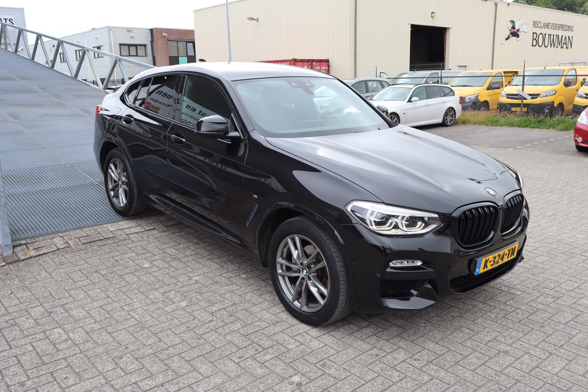 Foto van BMW X4 Xdrive20i