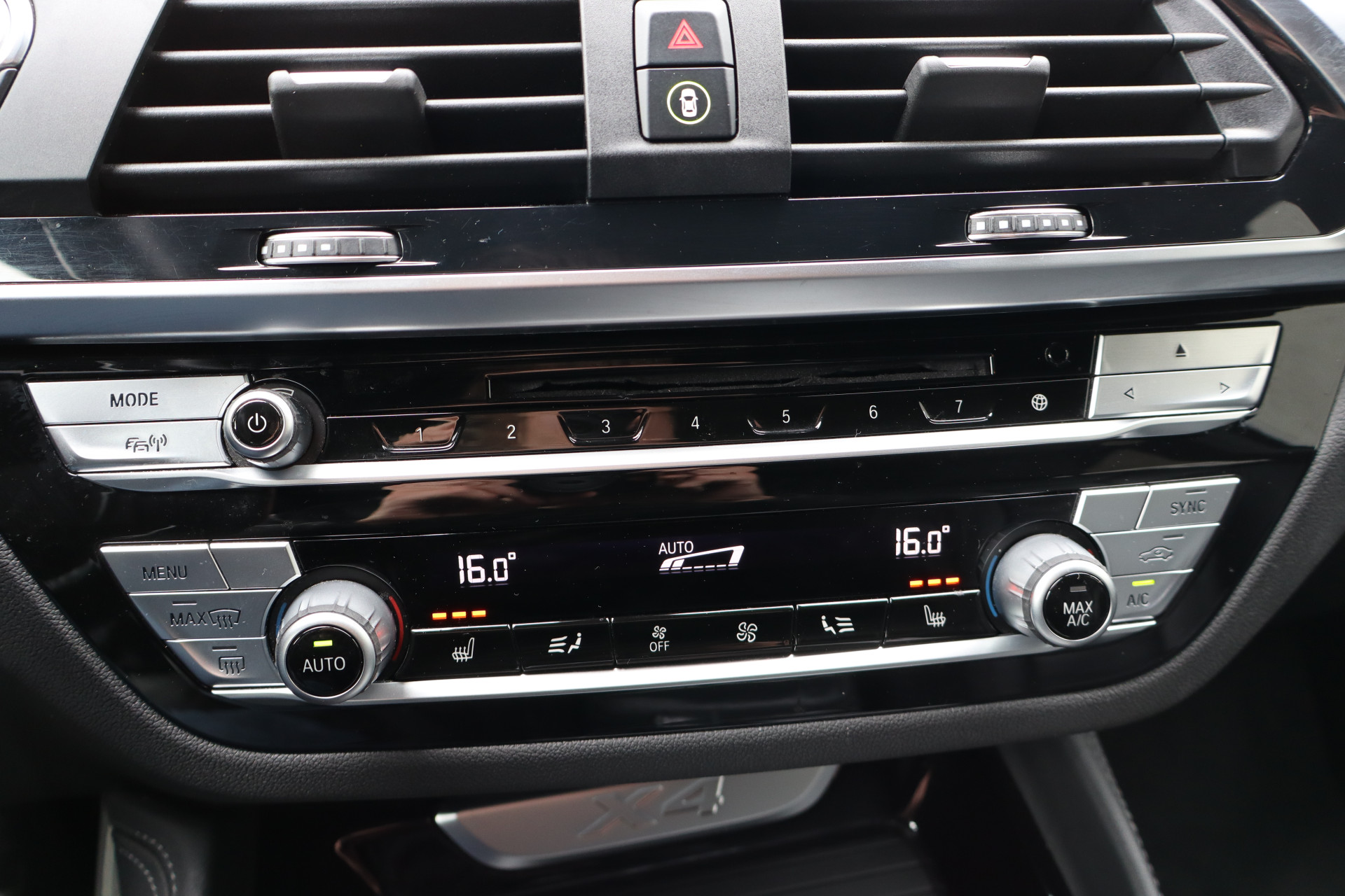 Foto van BMW X4 Xdrive20i
