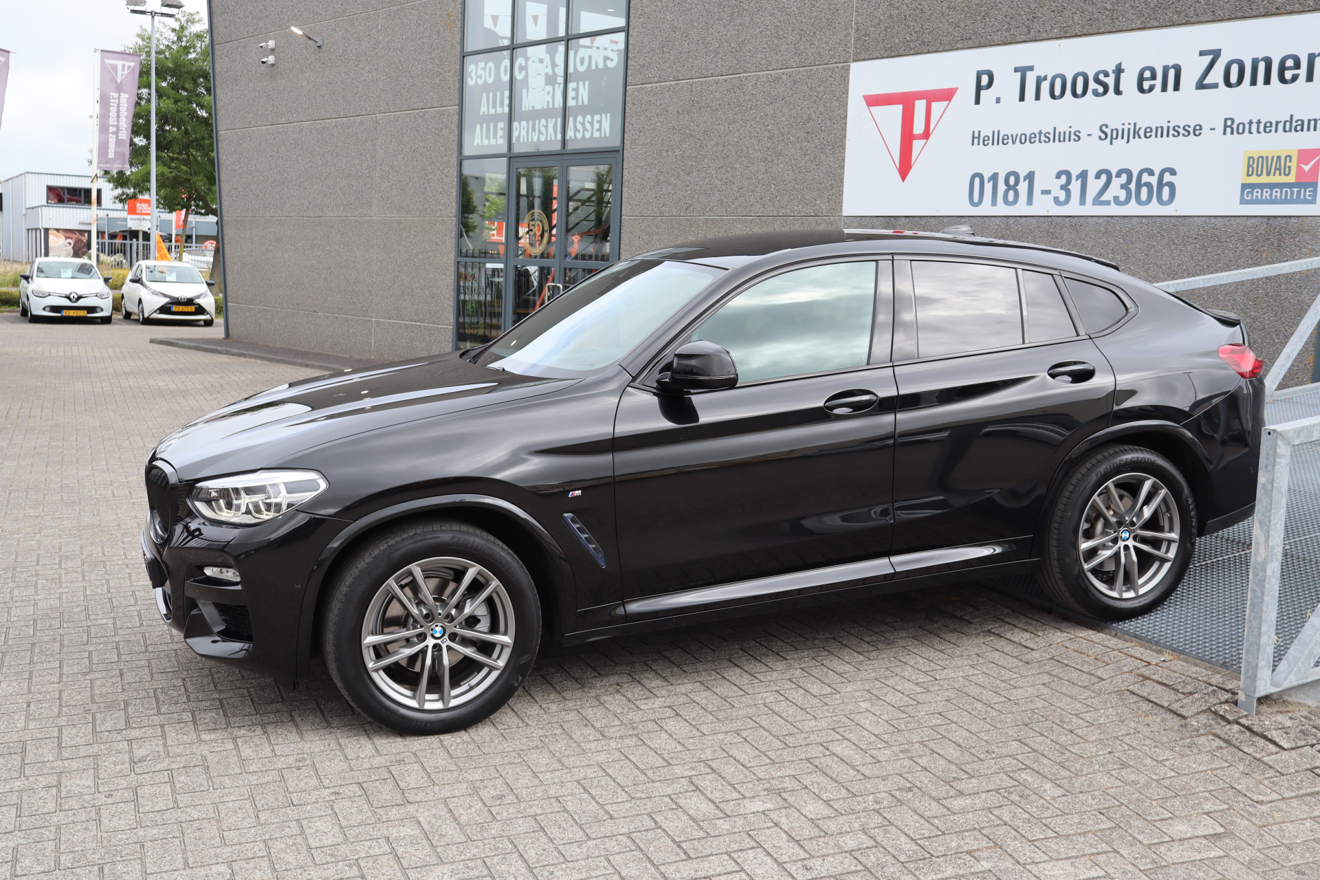 Foto van BMW X4 Xdrive20i