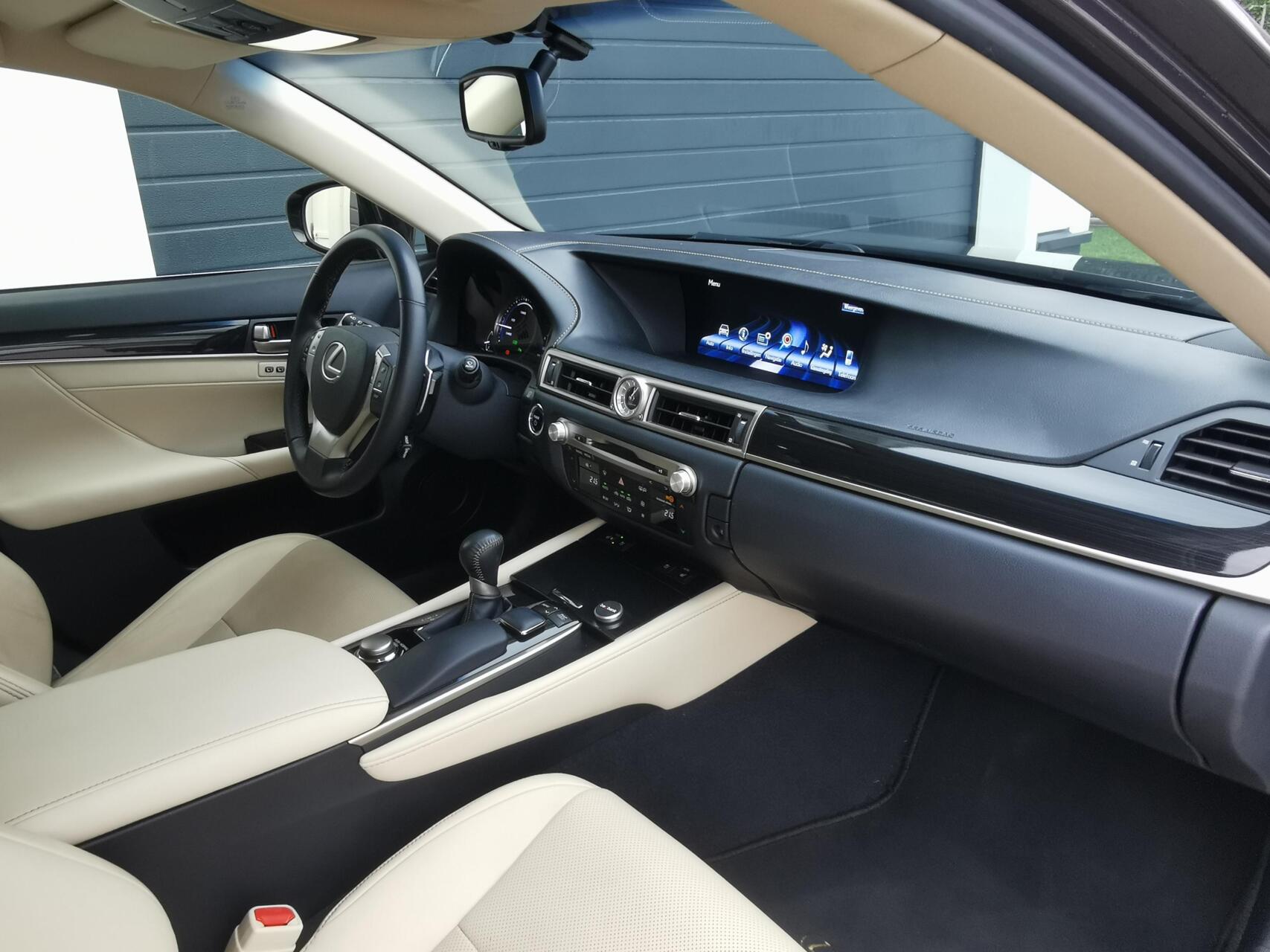 Foto van Lexus Lexus Gs300h