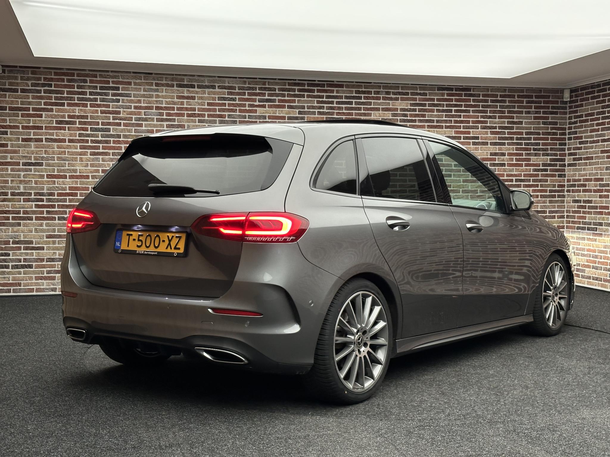 Foto van Mercedes-Benz B 220 4Matic