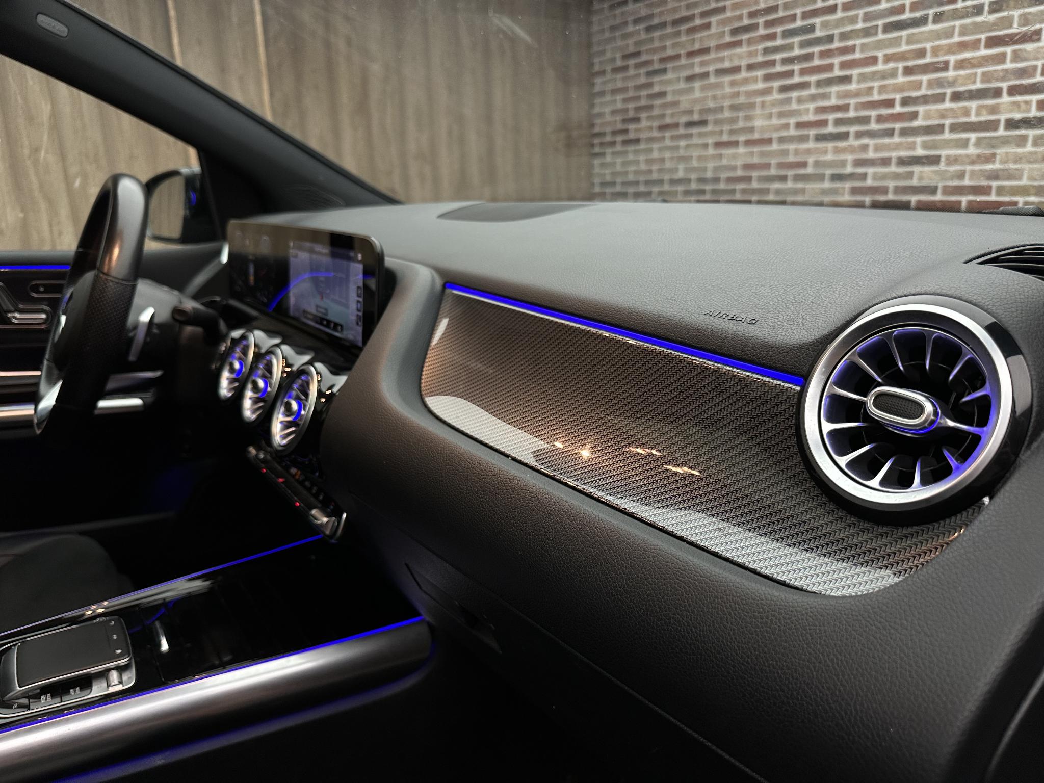 Foto van Mercedes-Benz B 220 4Matic