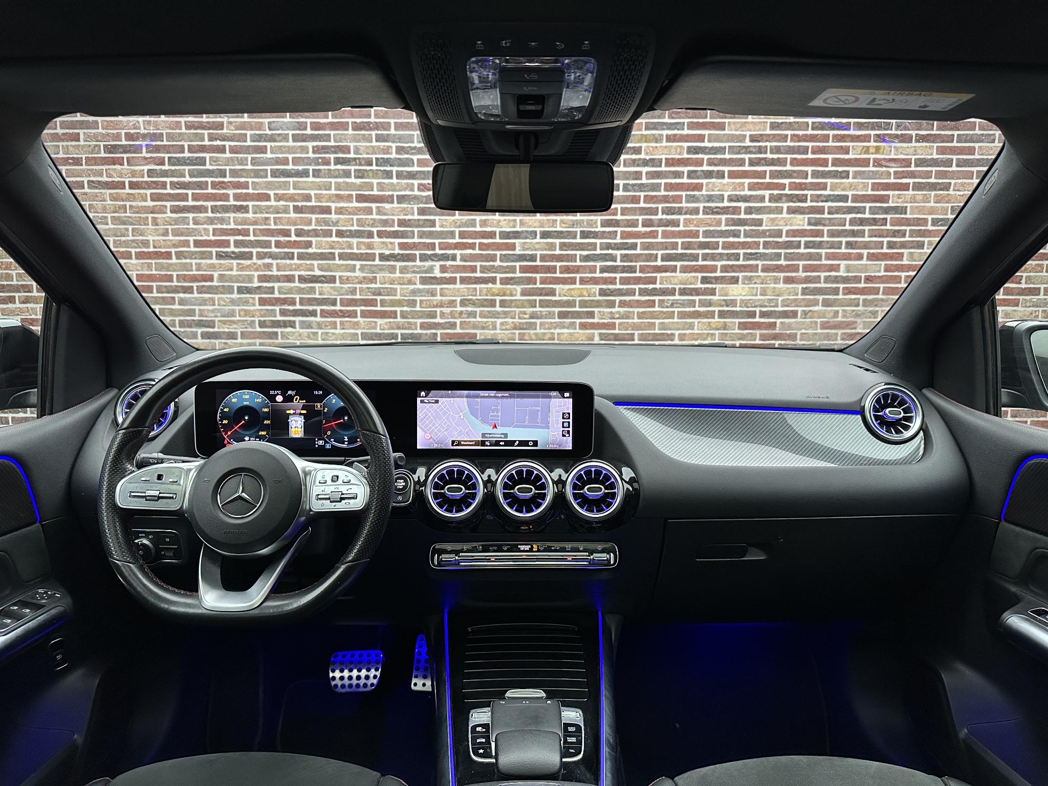Foto van Mercedes-Benz B 220 4Matic