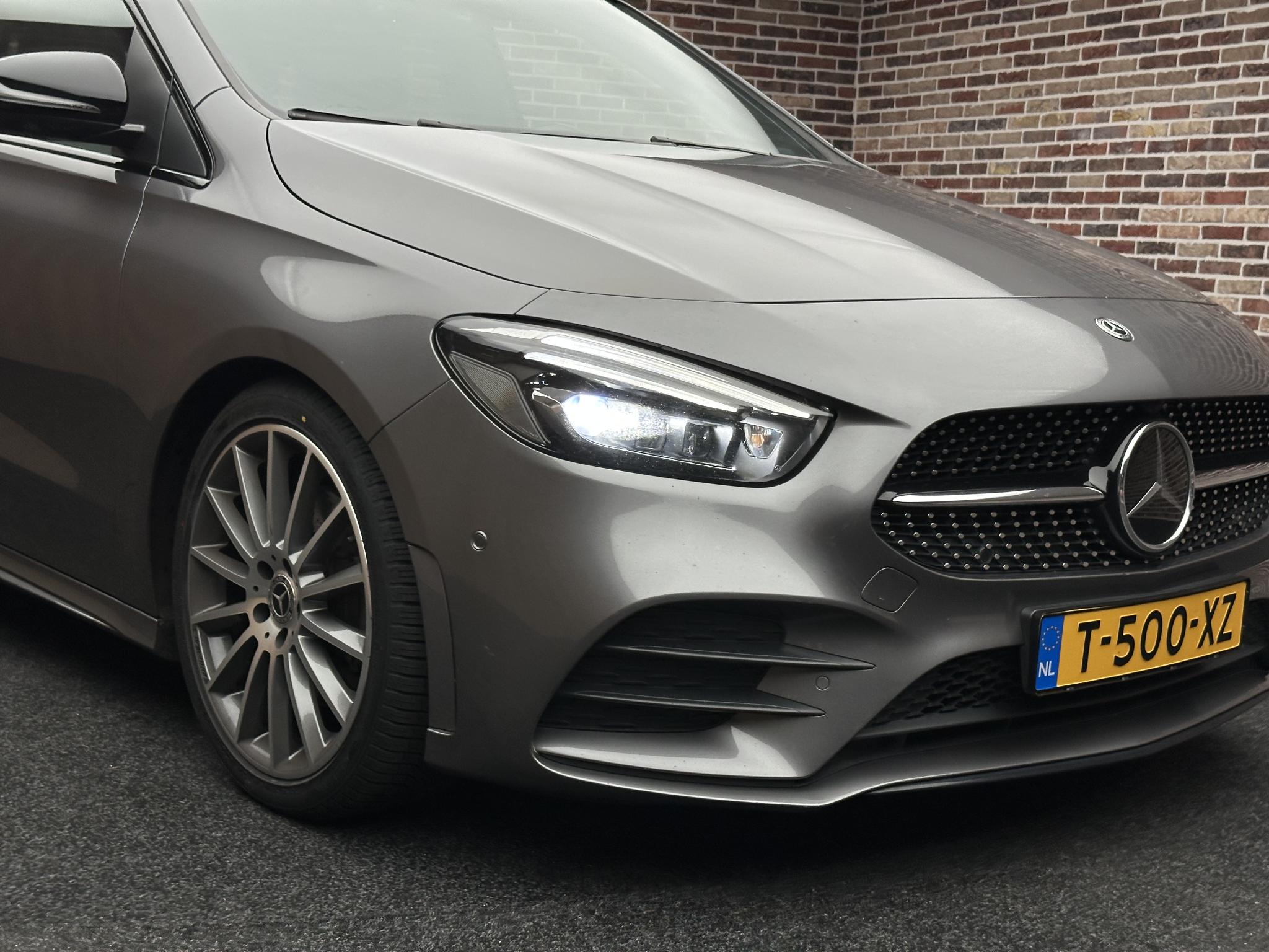 Foto van Mercedes-Benz B 220 4Matic