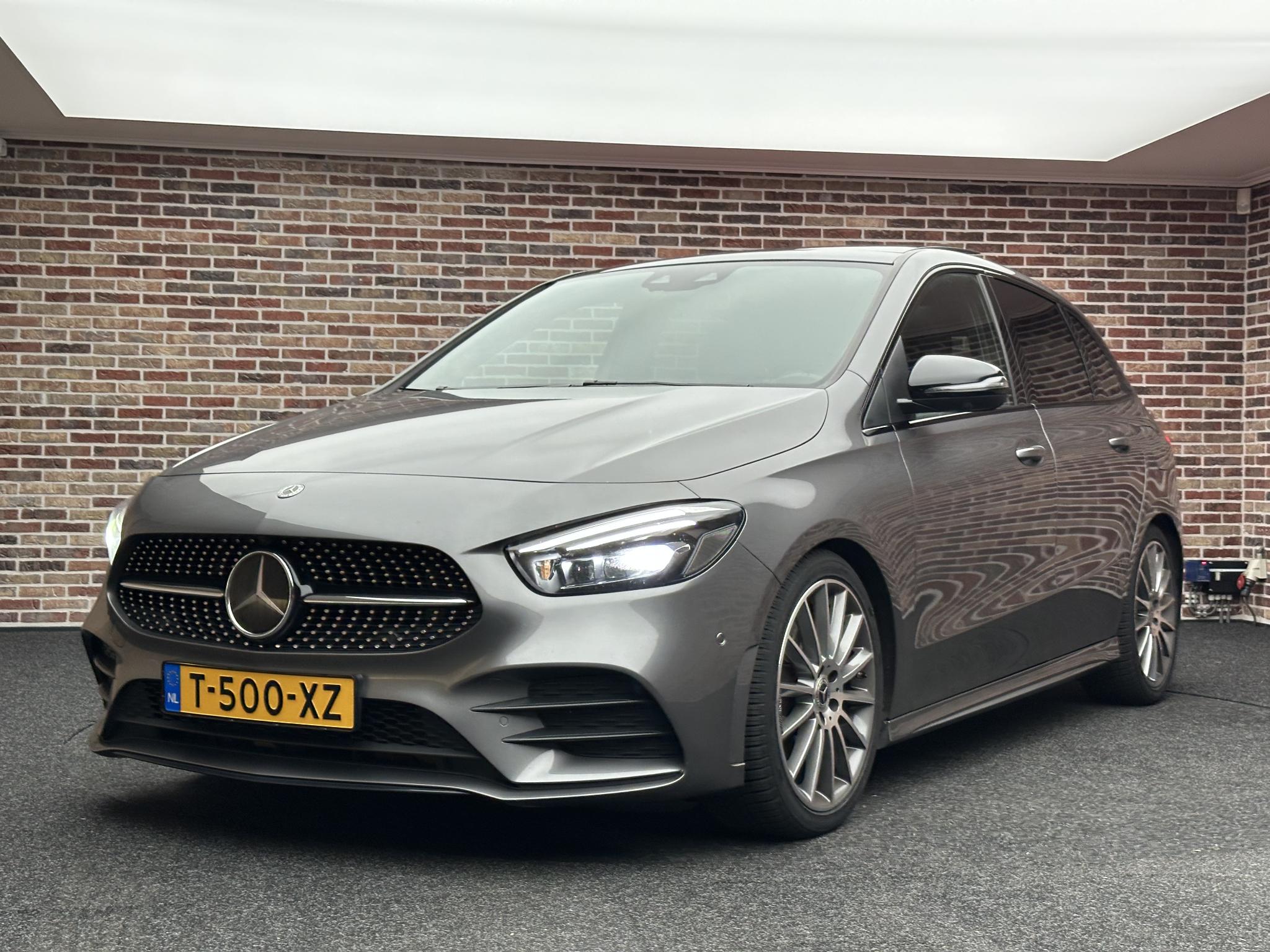 Foto van Mercedes-Benz B 220 4Matic
