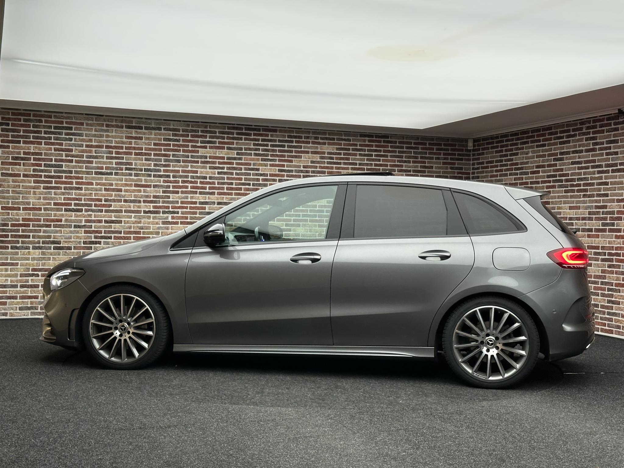 Foto van Mercedes-Benz B 220 4Matic