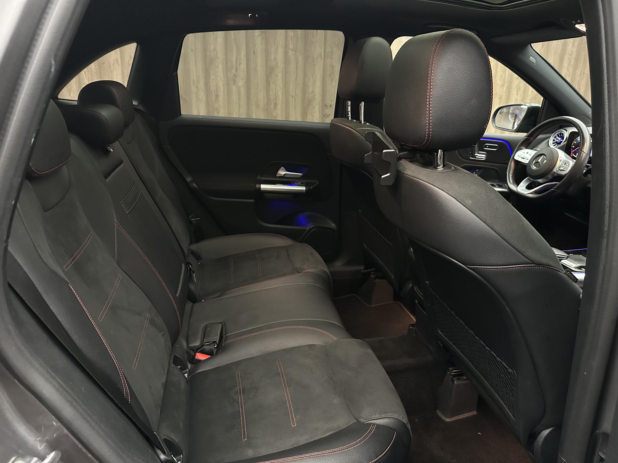 Foto van Mercedes-Benz B 220 4Matic