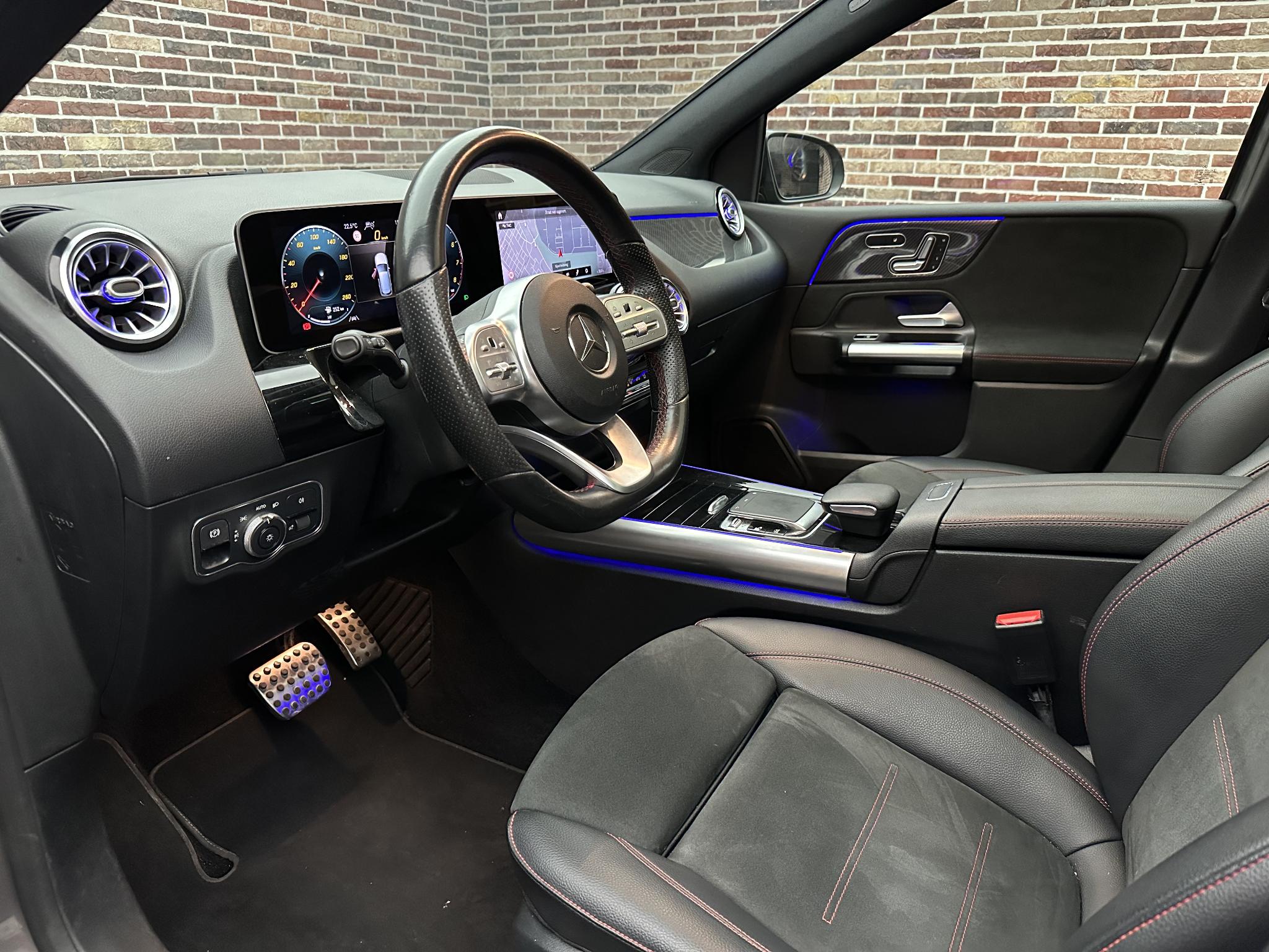 Foto van Mercedes-Benz B 220 4Matic