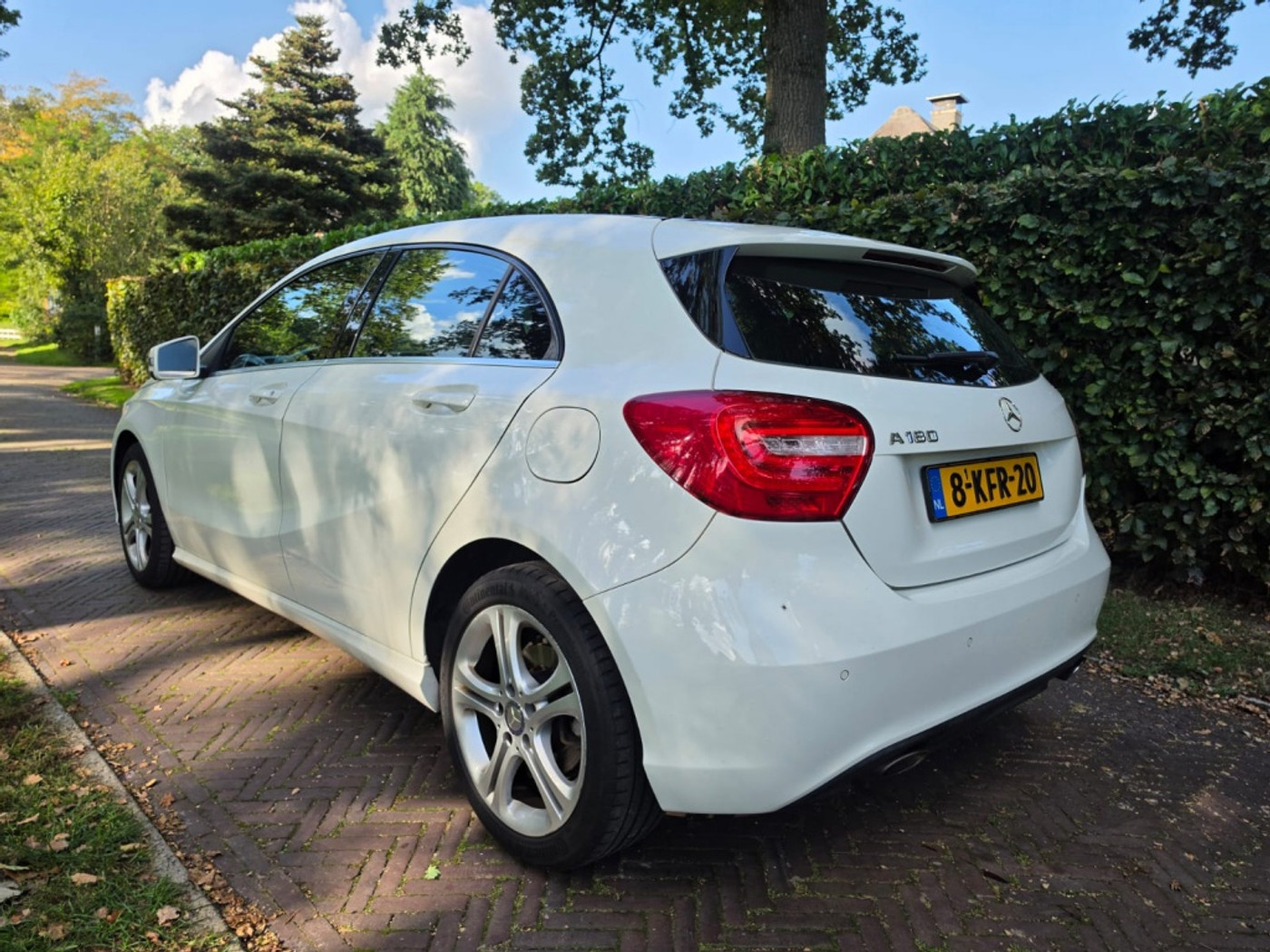 Foto van Mercedes-Benz A 180
