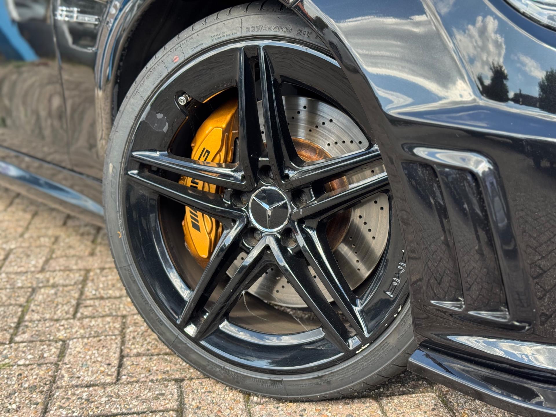 Foto van Mercedes-Benz C 63 AMG