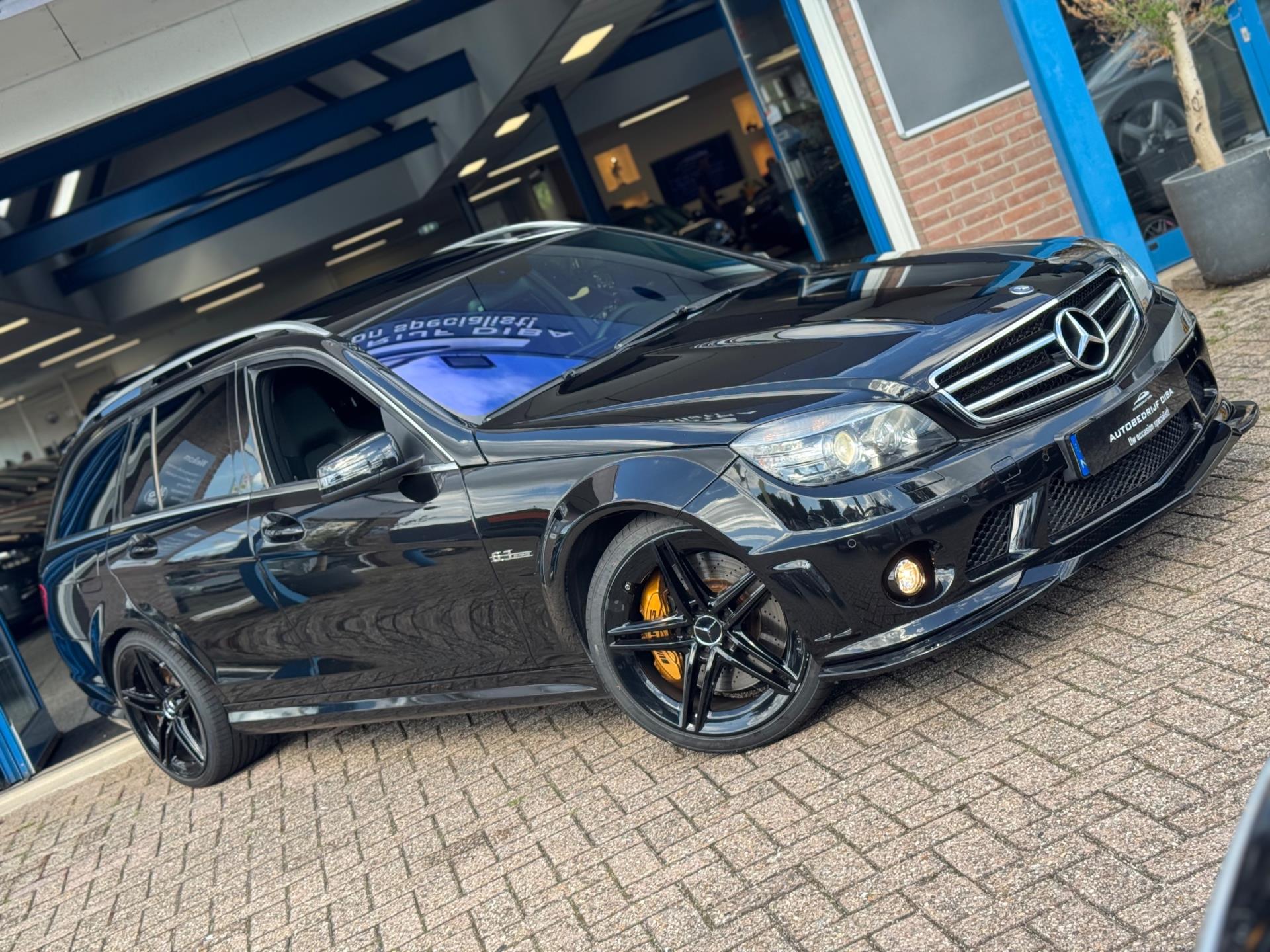 Foto van Mercedes-Benz C 63 AMG