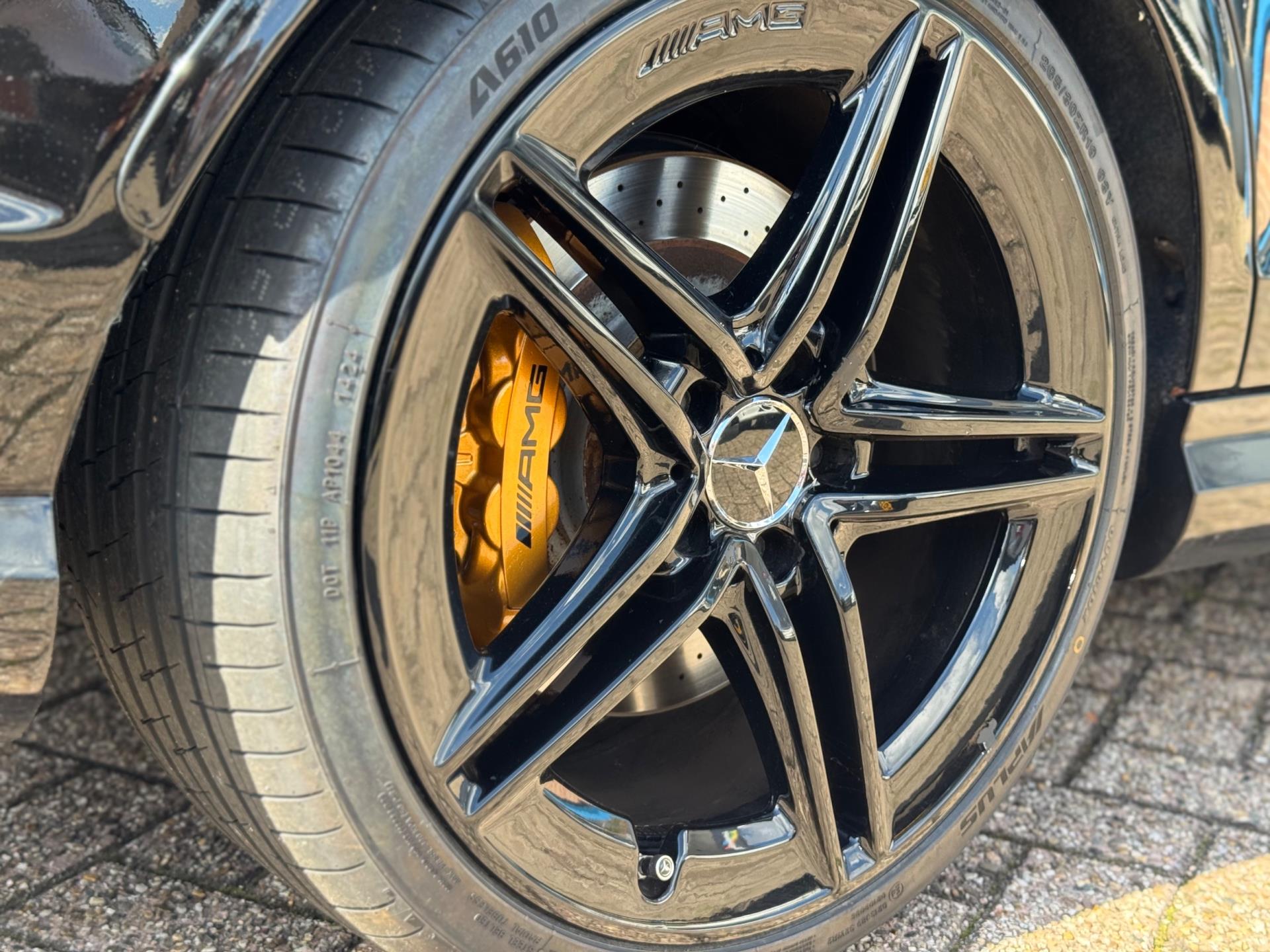 Foto van Mercedes-Benz C 63 AMG