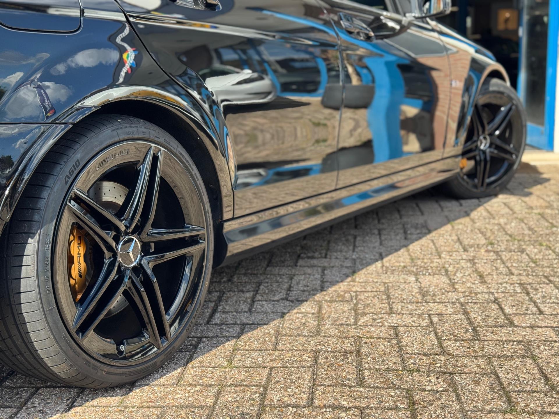 Foto van Mercedes-Benz C 63 AMG