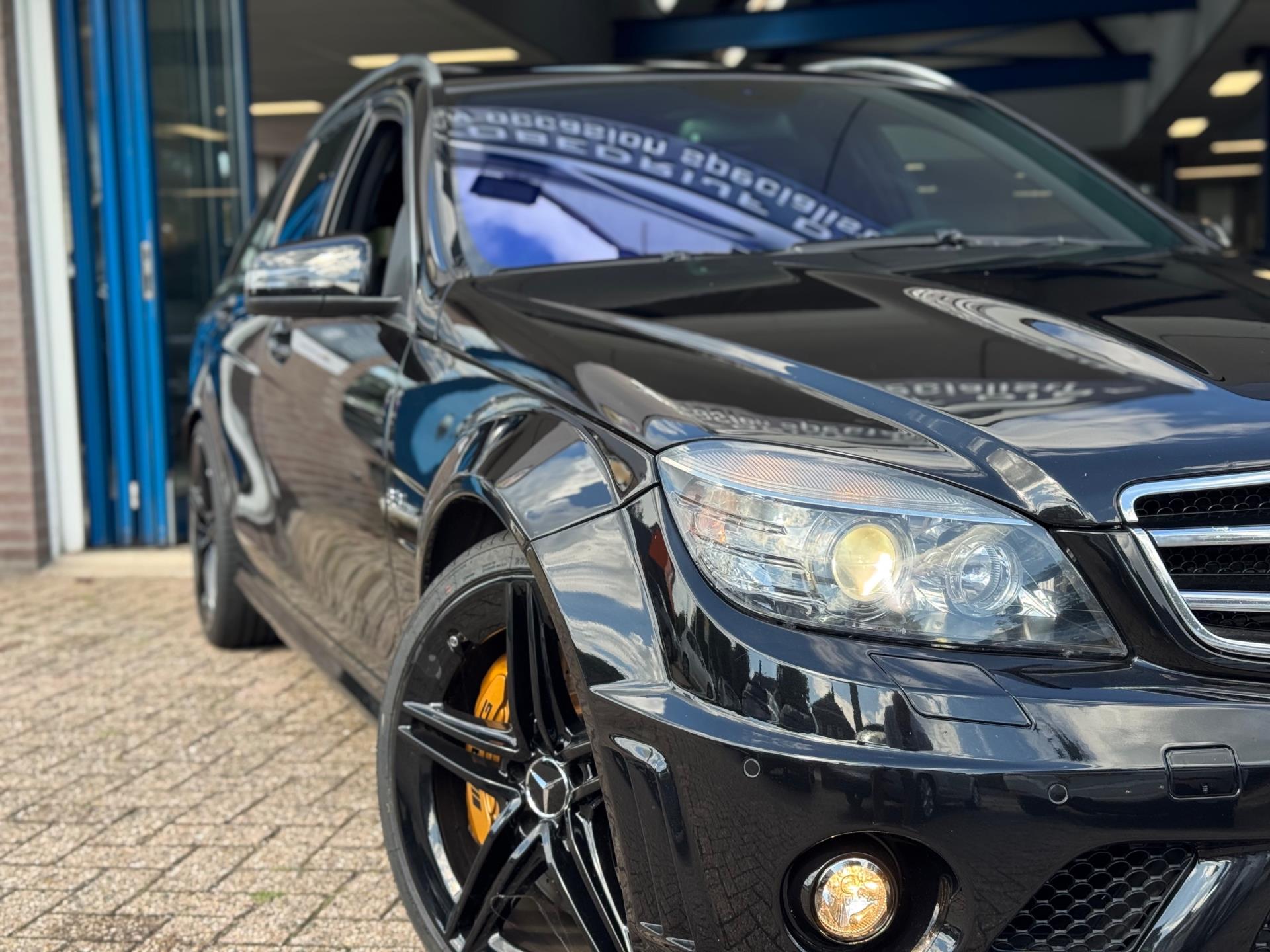 Foto van Mercedes-Benz C 63 AMG