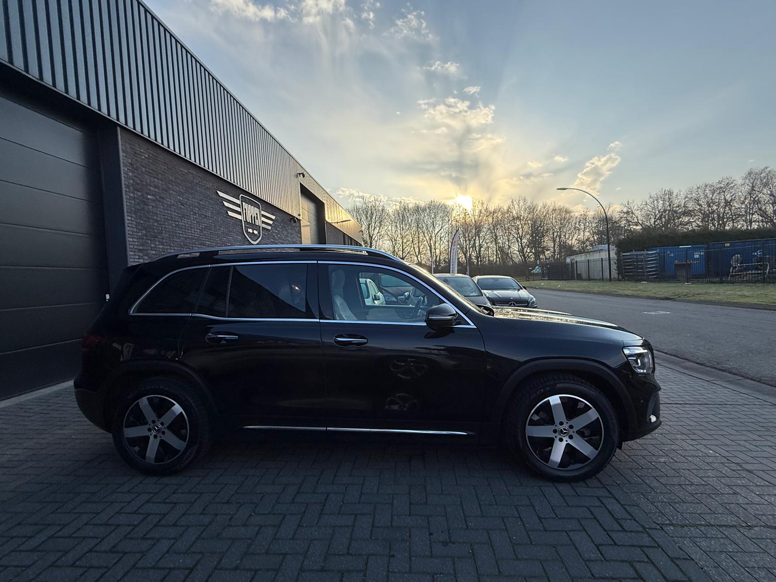 Foto van Mercedes-Benz GLB 250 4Matic