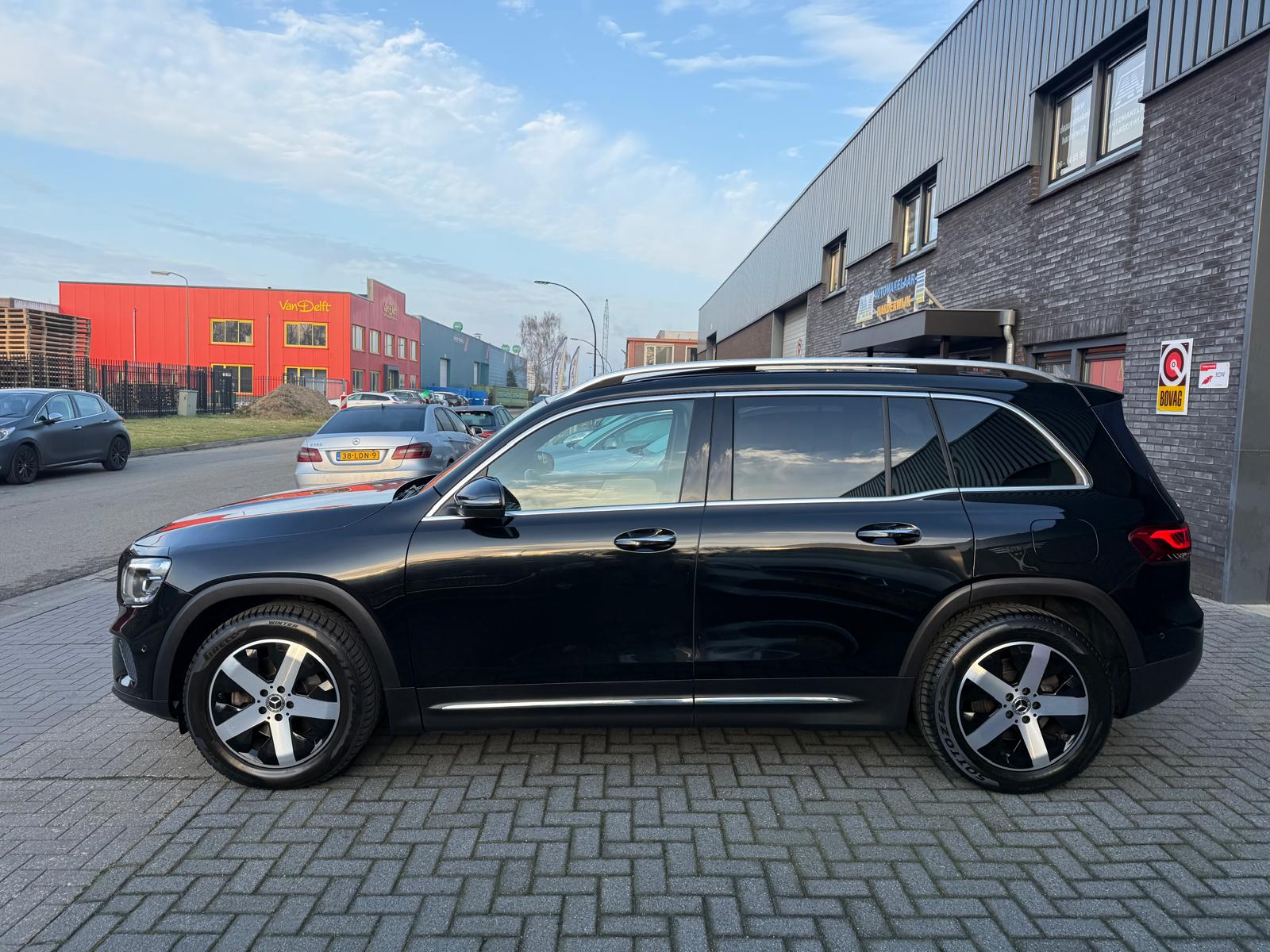 Foto van Mercedes-Benz GLB 250 4Matic