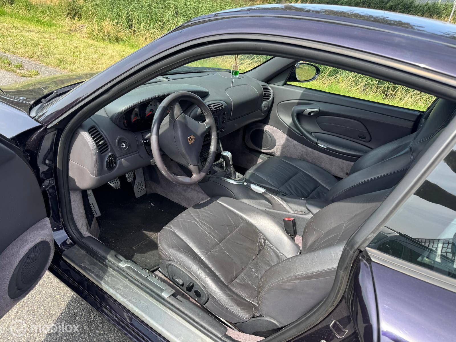 Foto van Porsche 911 Carrera