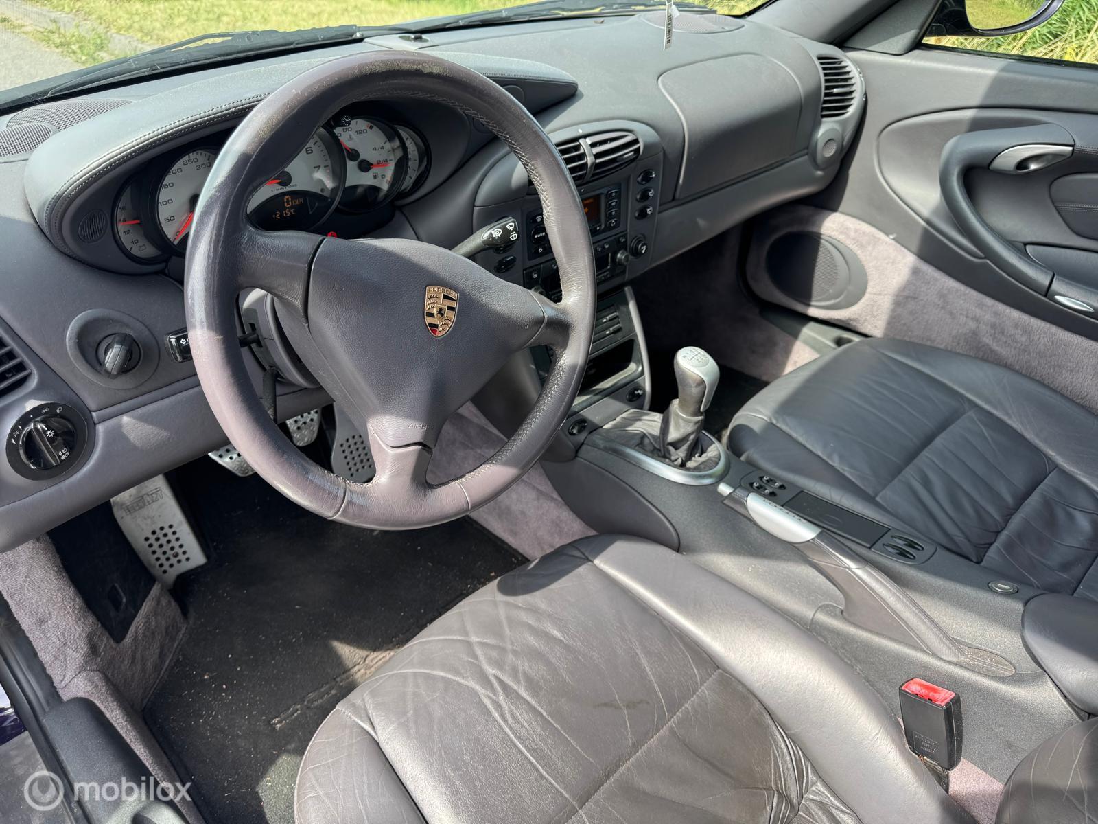 Foto van Porsche 911 Carrera