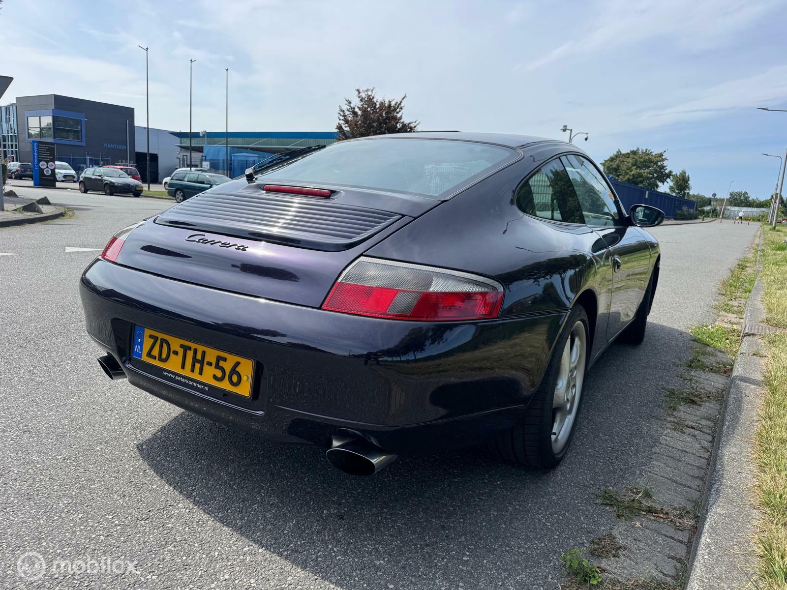 Foto van Porsche 911 Carrera