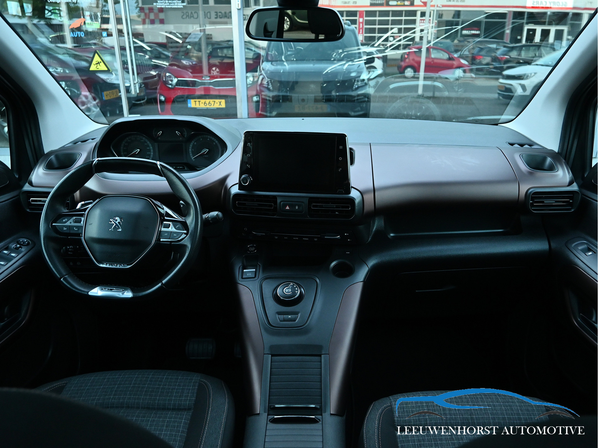 Foto van Peugeot Rifter
