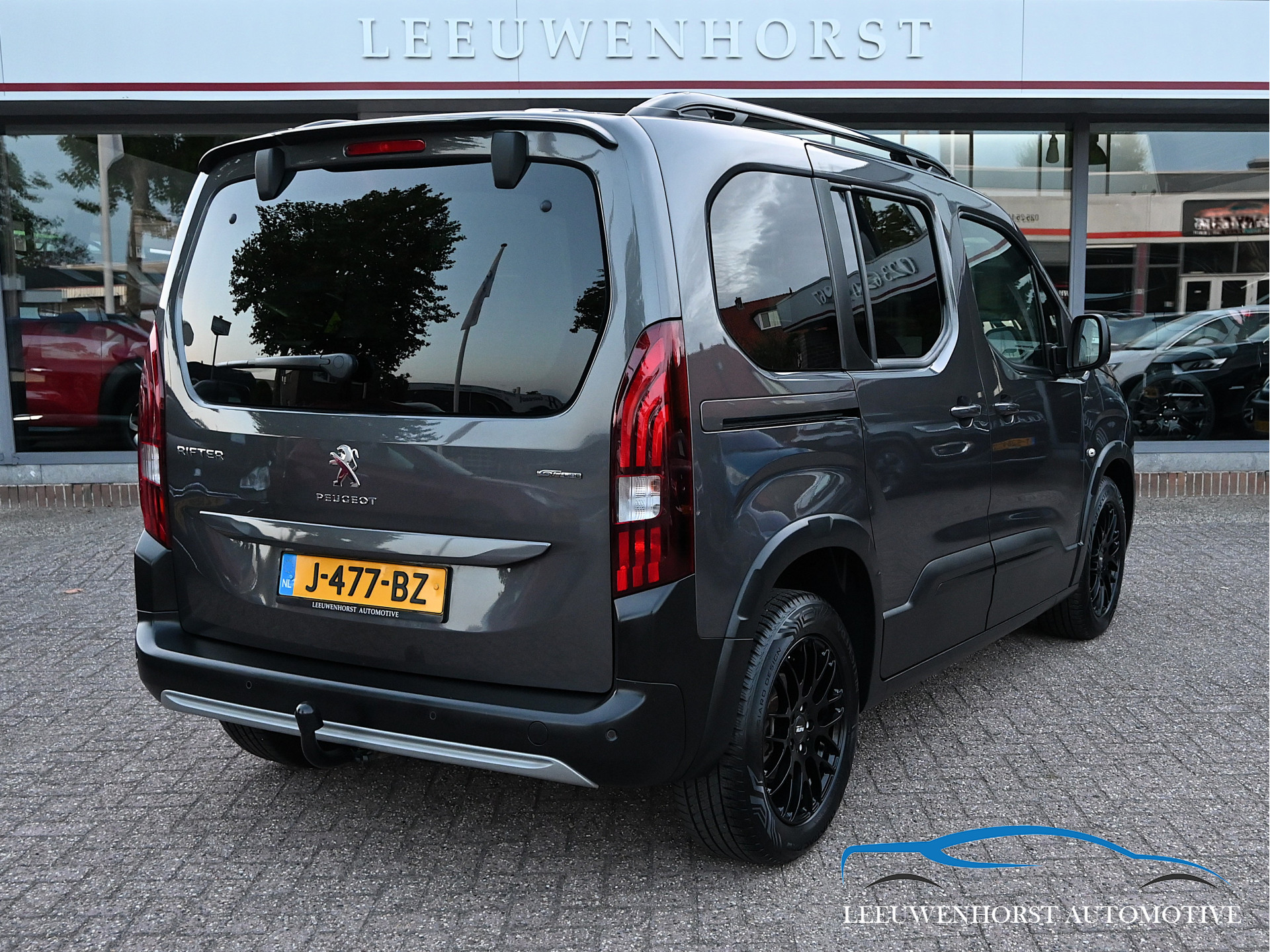 Foto van Peugeot Rifter