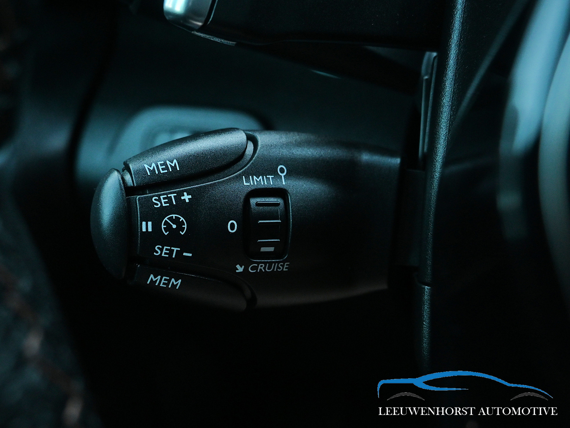 Foto van Peugeot Rifter