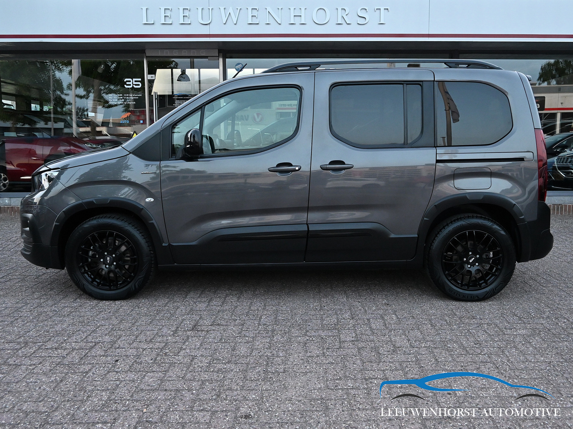 Foto van Peugeot Rifter