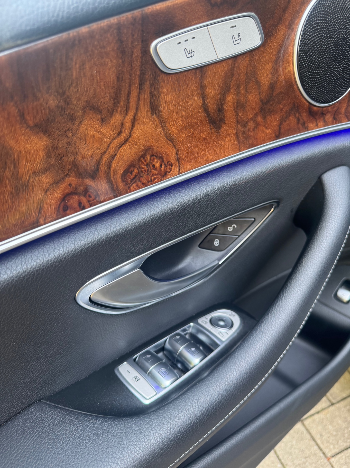 Foto van Mercedes-Benz E 350 E