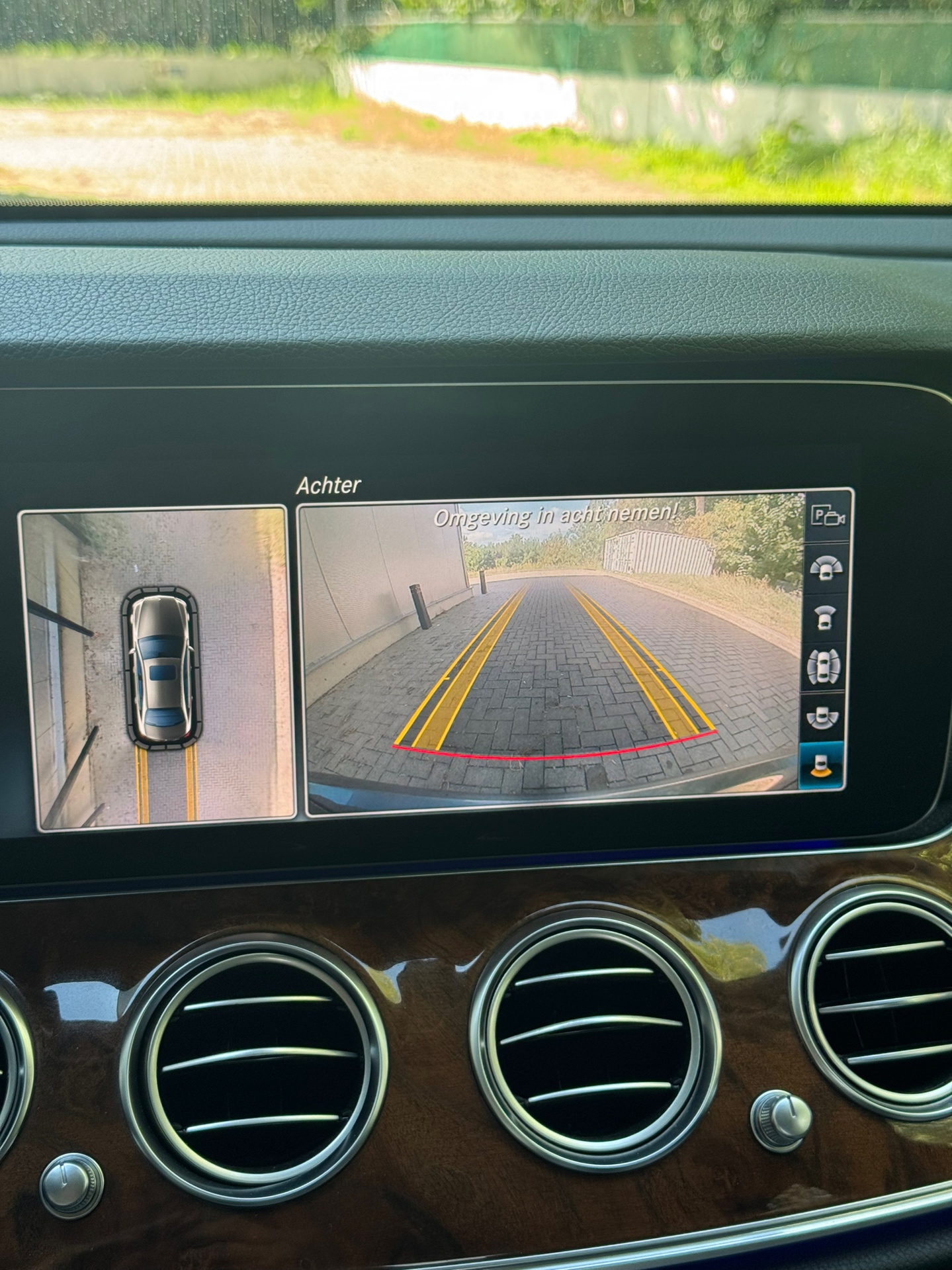 Foto van Mercedes-Benz E 350 E