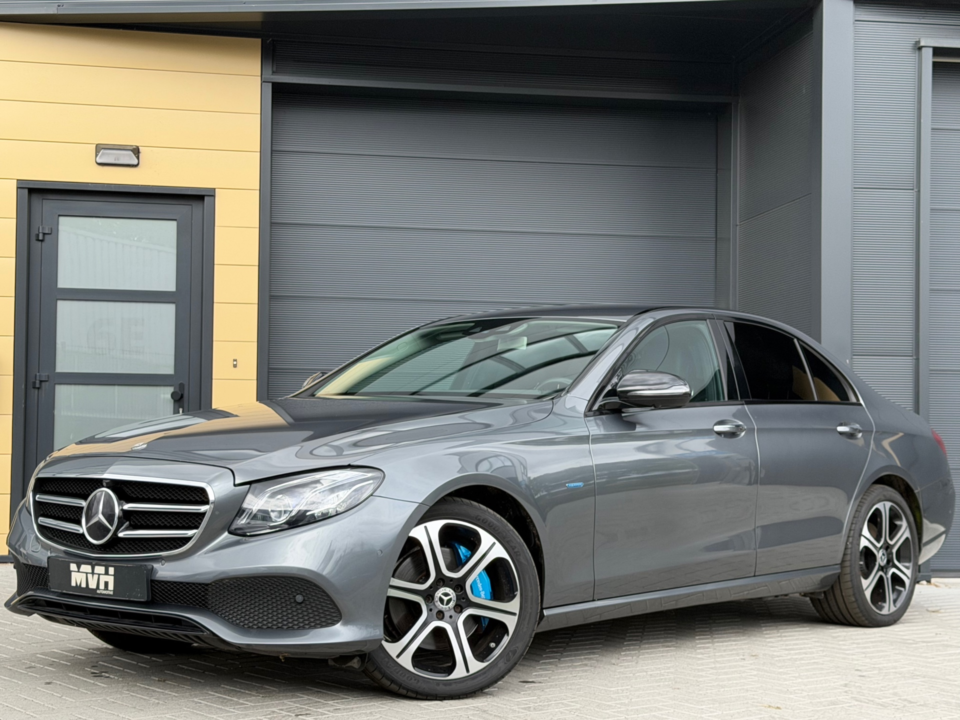 Foto van Mercedes-Benz E 350 E