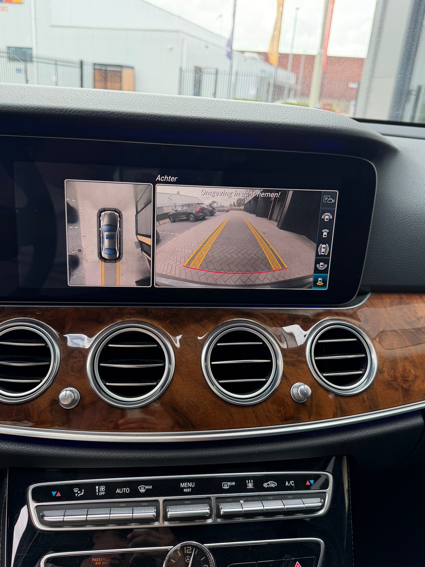Foto van Mercedes-Benz E 350 E