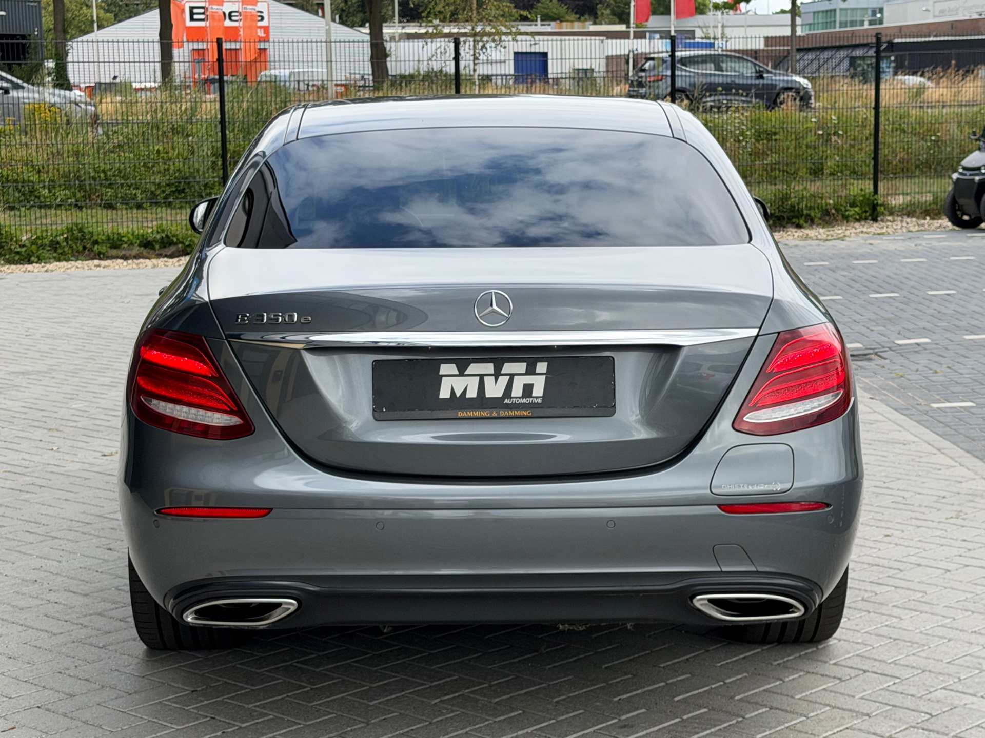 Foto van Mercedes-Benz E 350 E