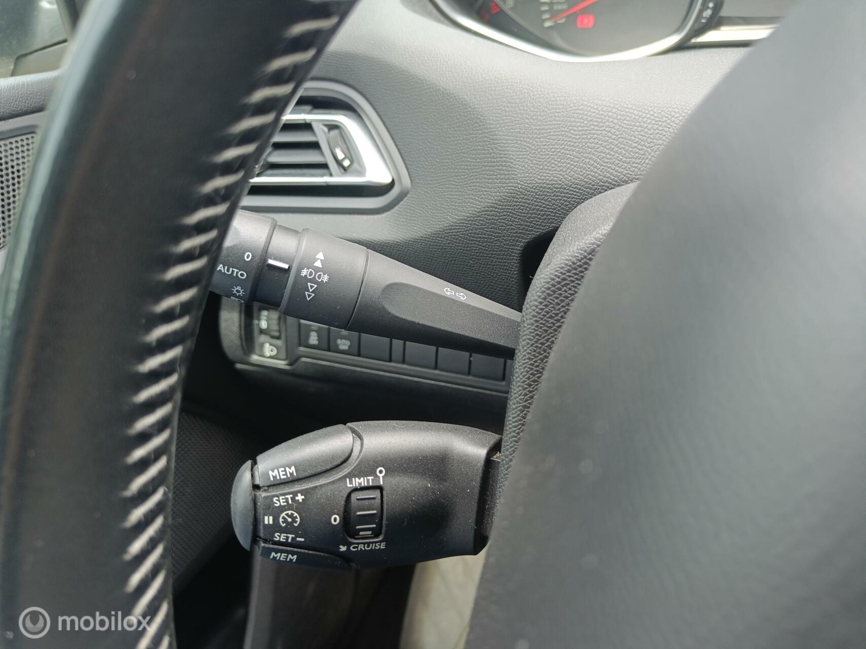 Foto van Peugeot 308 SW