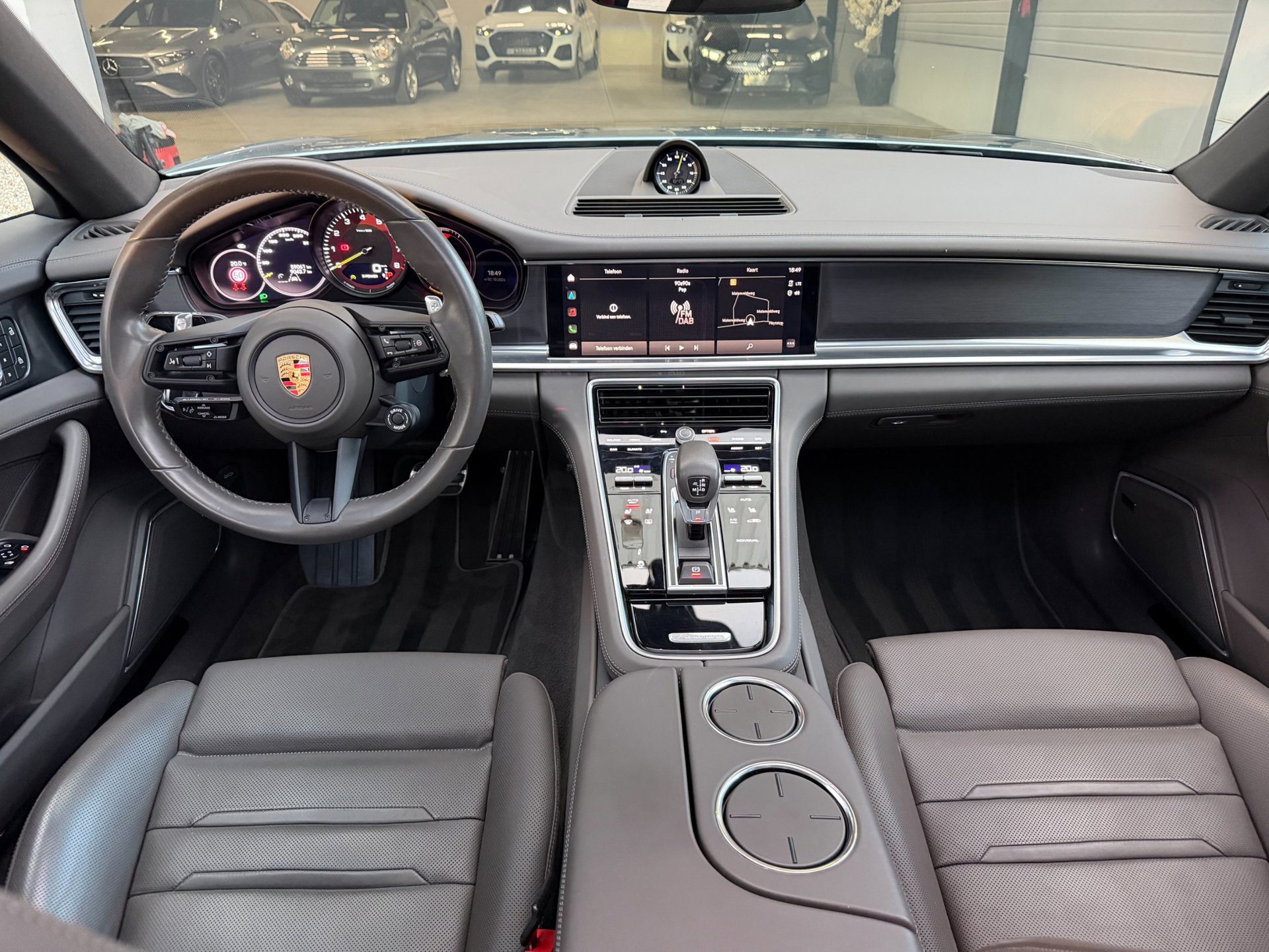 Foto van Porsche Panamera 4 E-hybrid