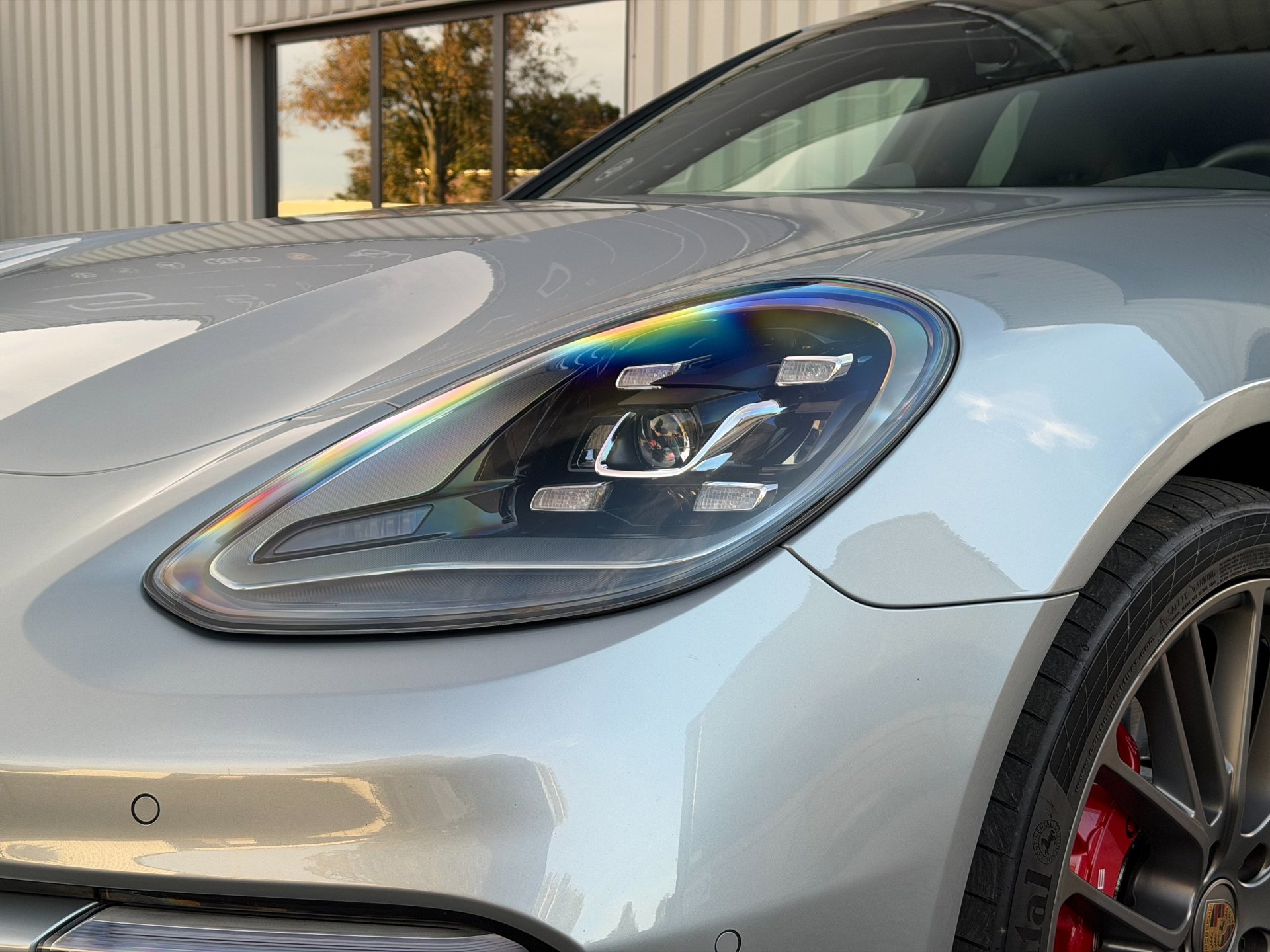 Foto van Porsche Panamera 4 E-hybrid