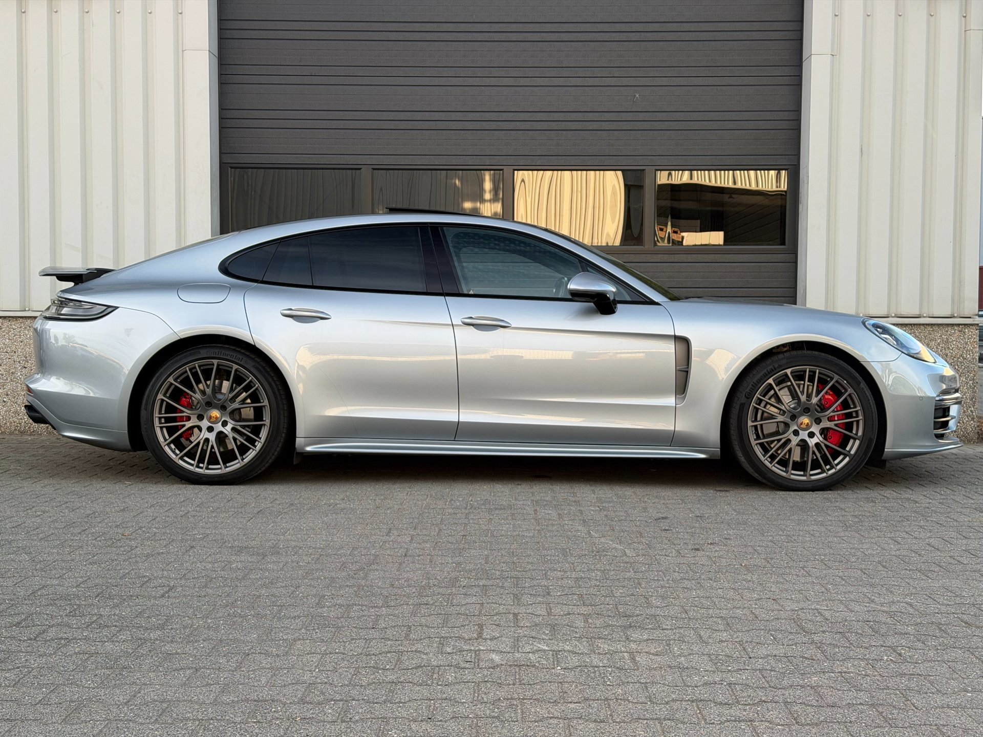 Foto van Porsche Panamera 4 E-hybrid