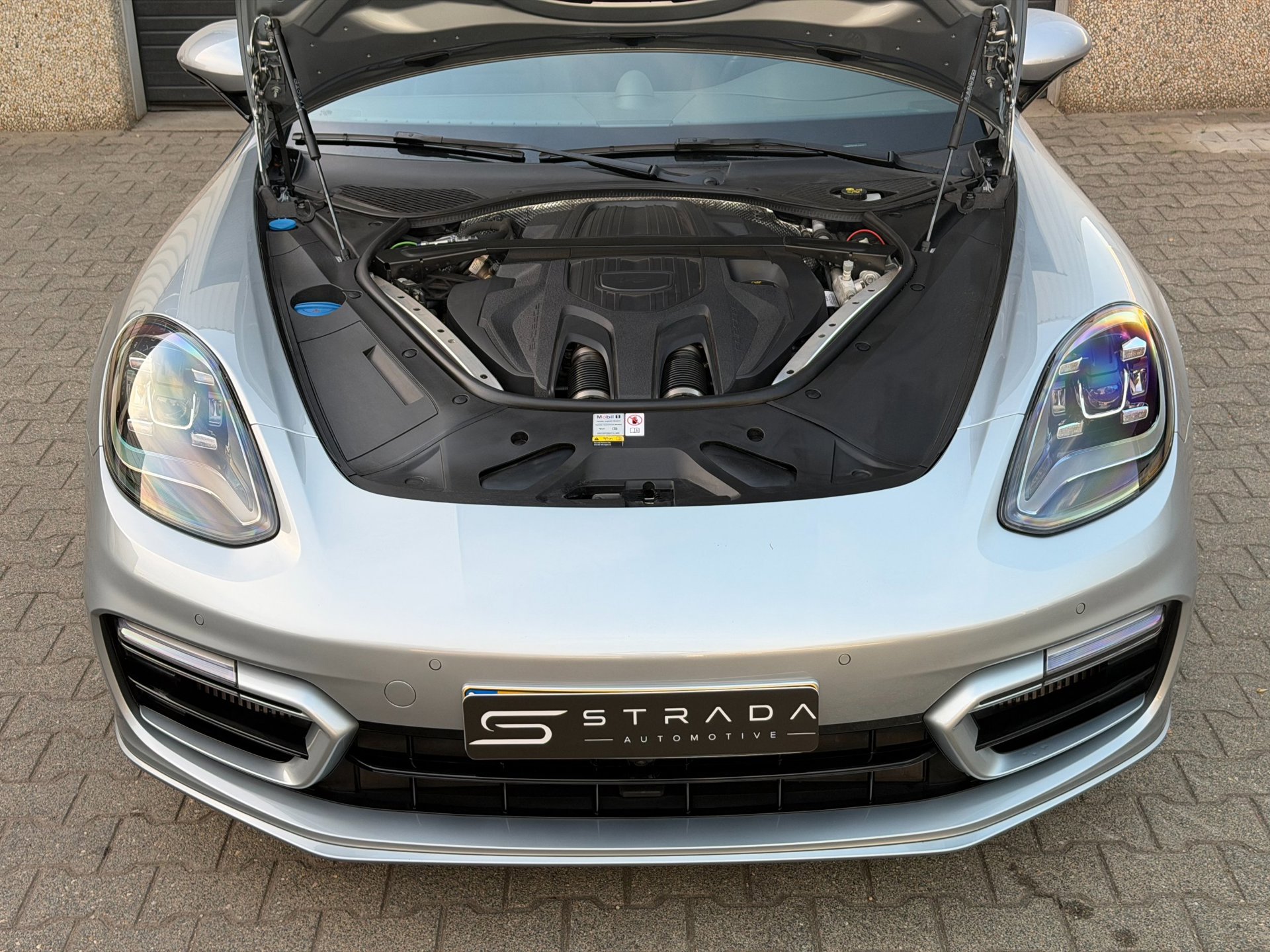 Foto van Porsche Panamera 4 E-hybrid