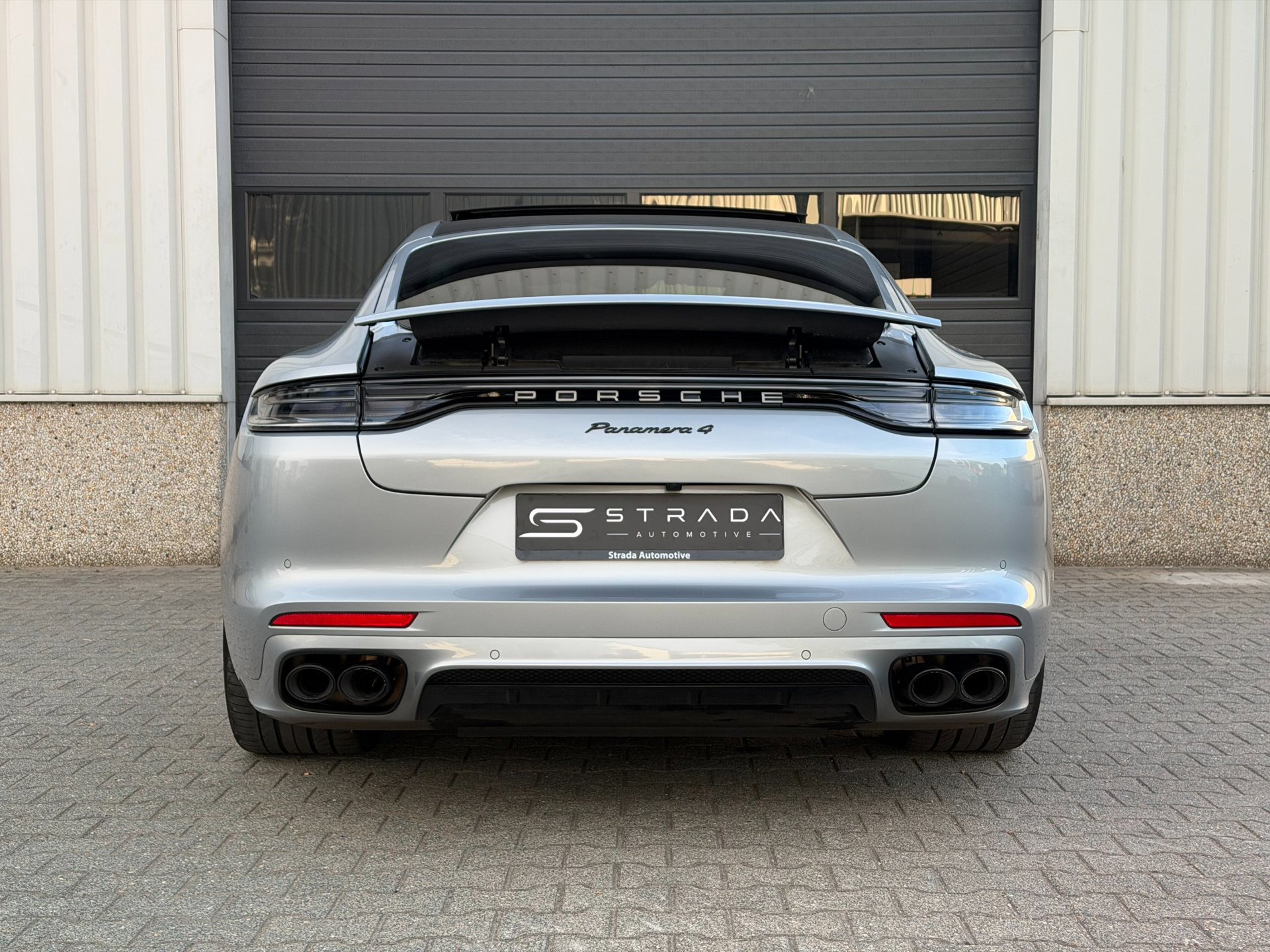Foto van Porsche Panamera 4 E-hybrid