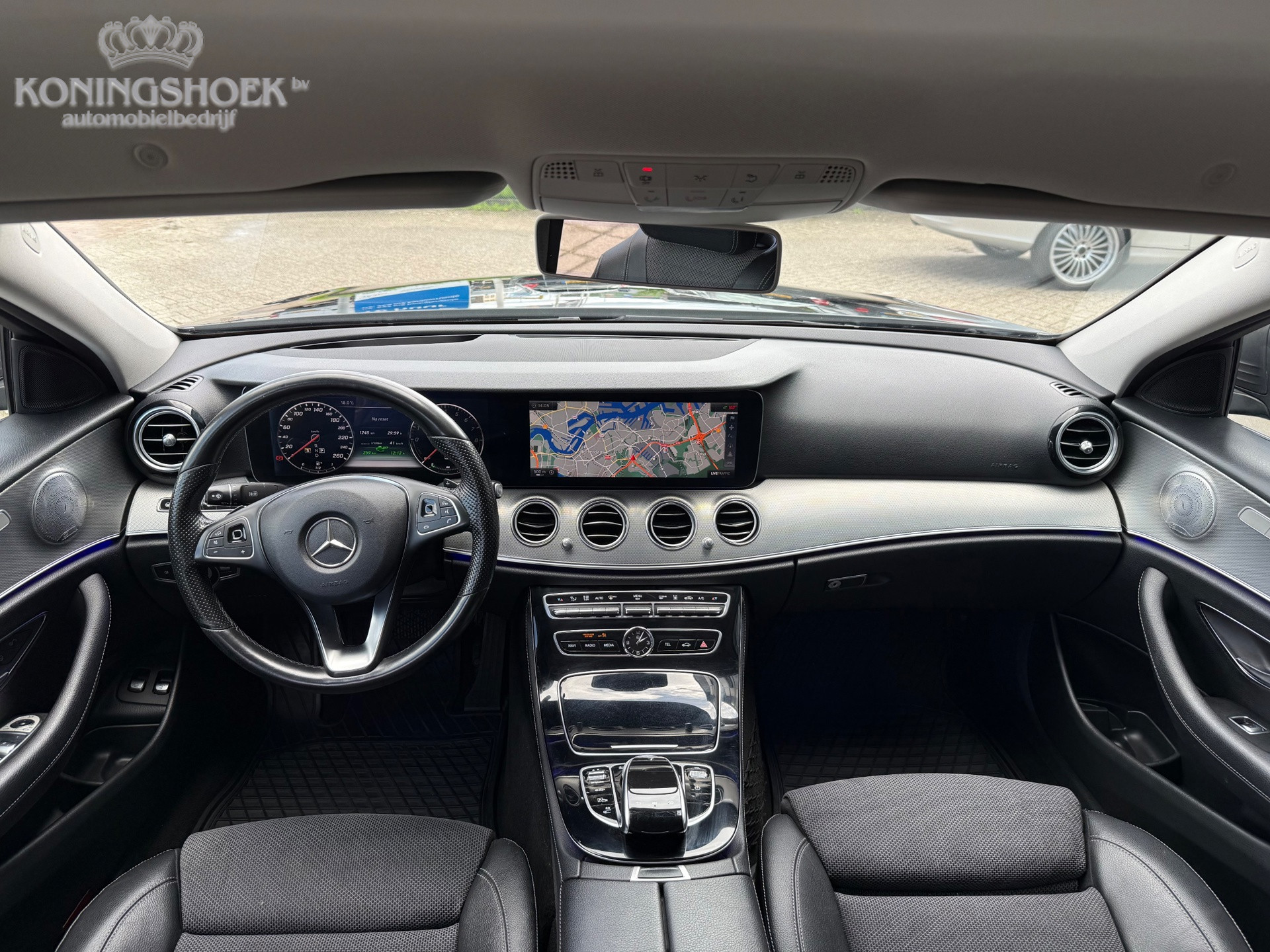 Foto van Mercedes-Benz E 350 E